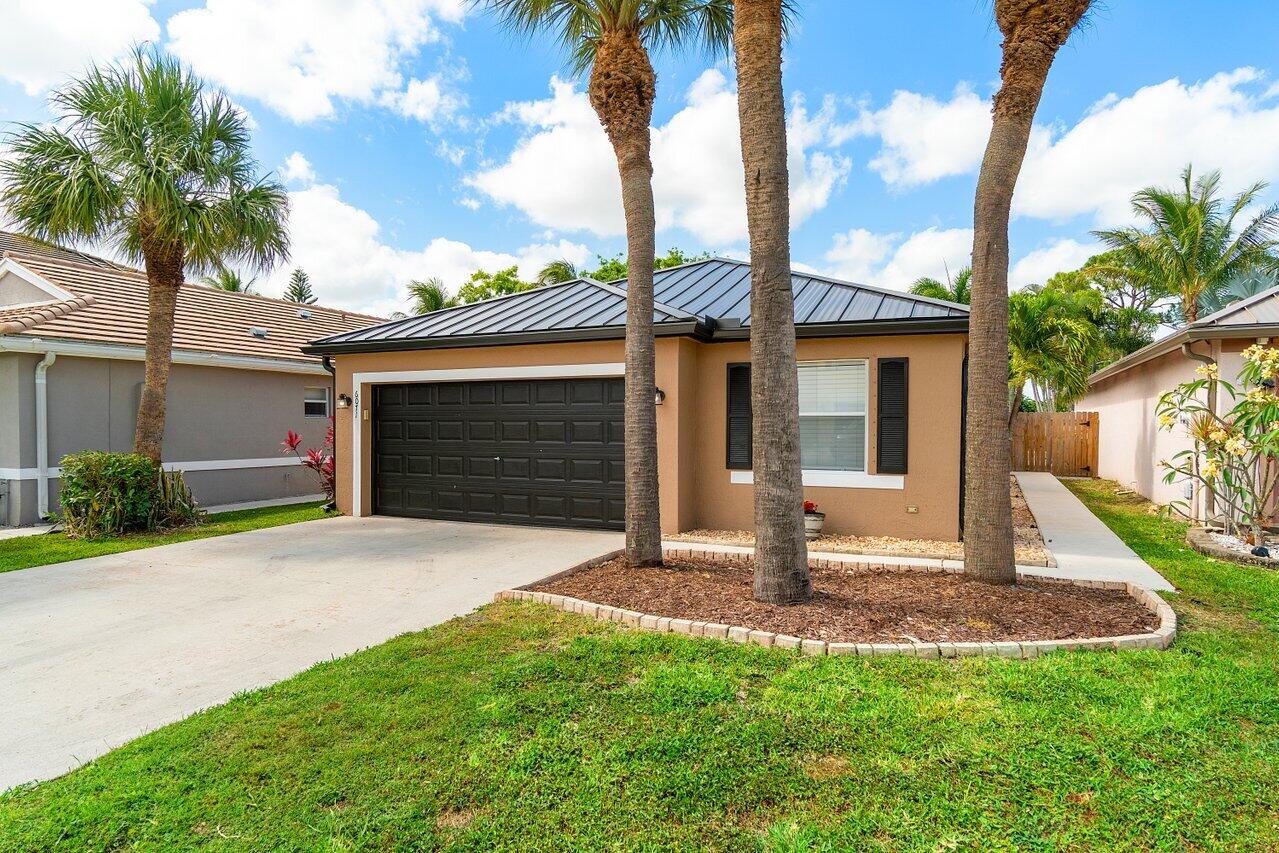 6071 Savannah Way