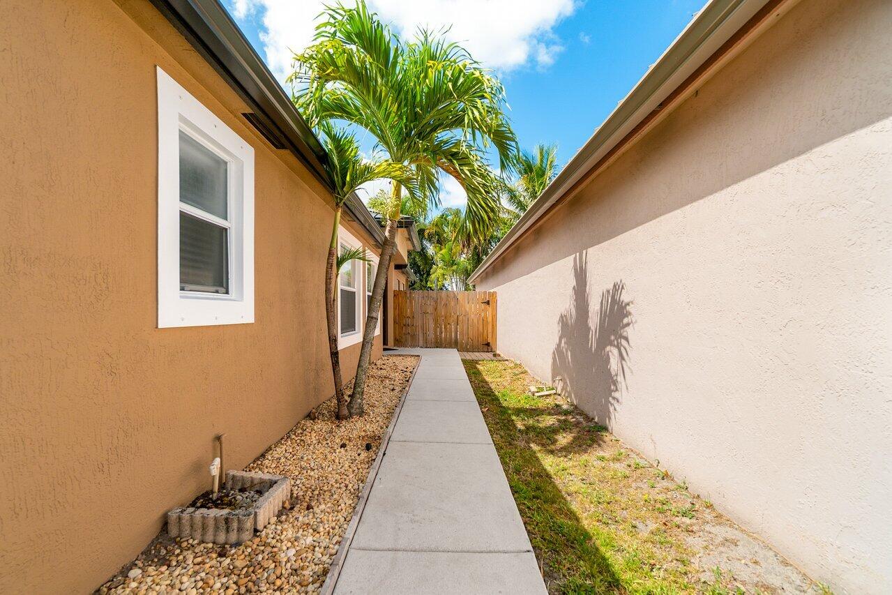 6071 Savannah Way