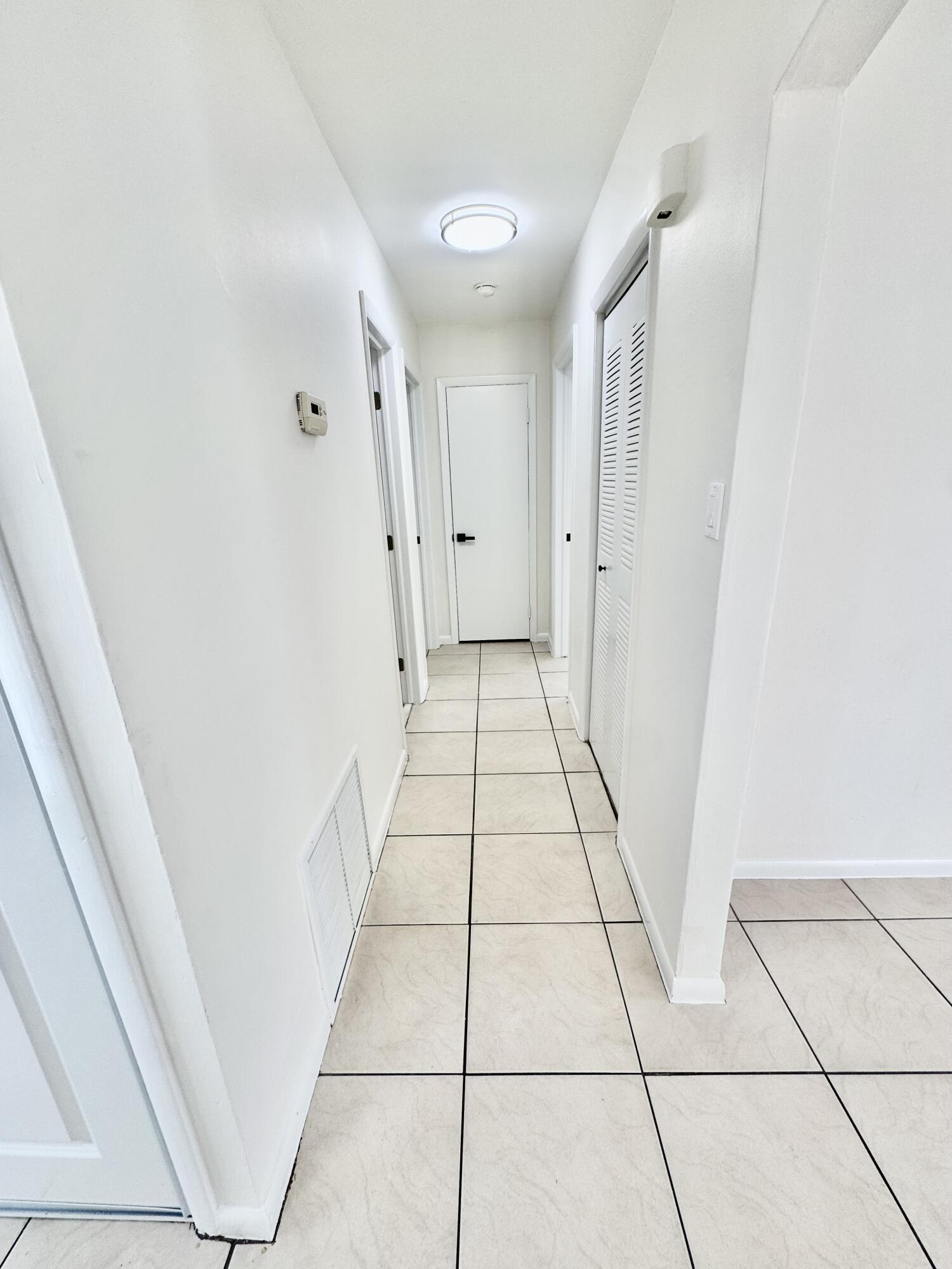 10 Forest Hills Lane