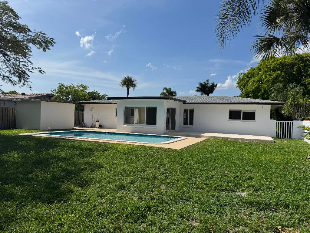 10 Forest Hills Lane