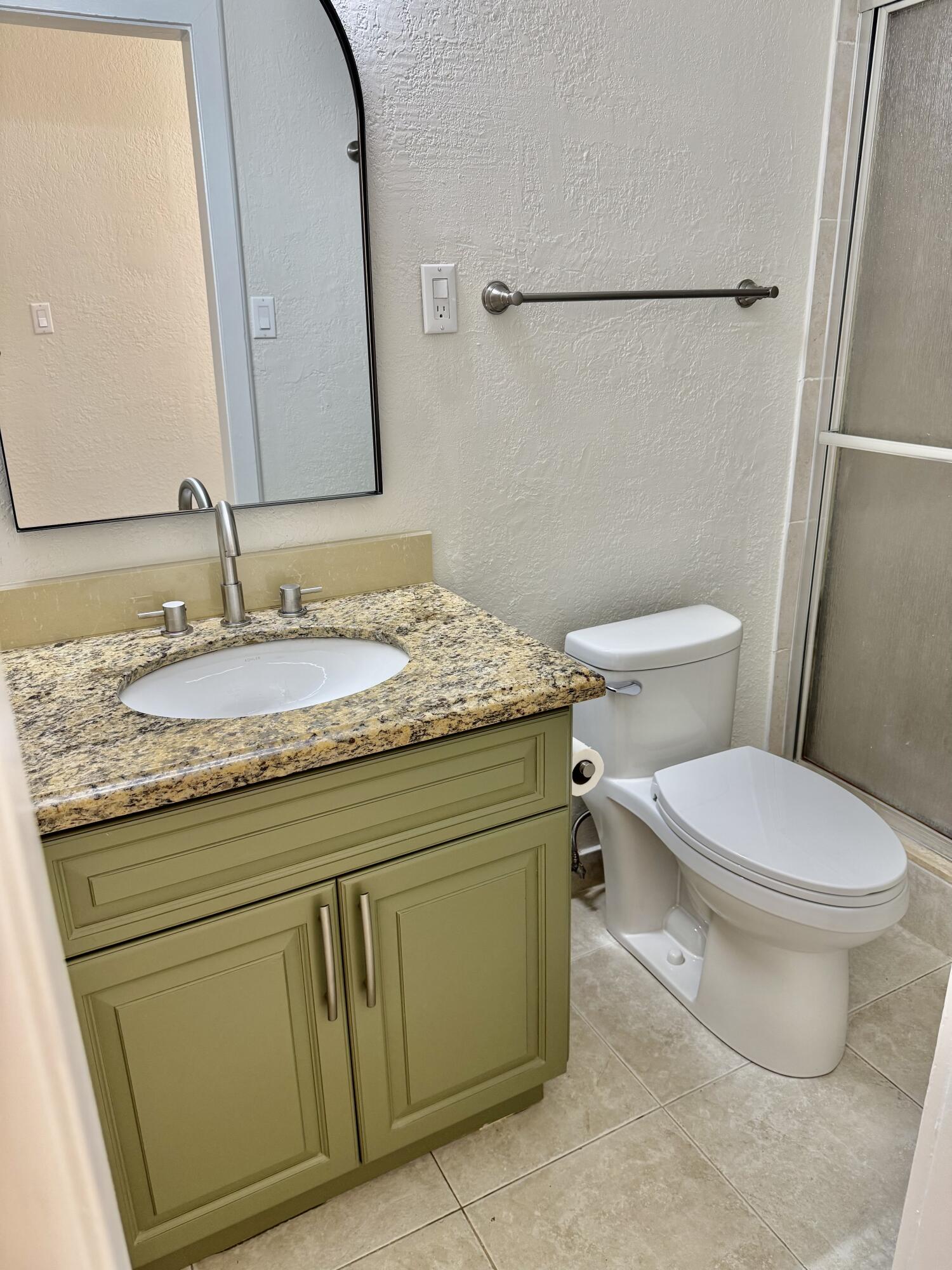 10 Forest Hills Lane