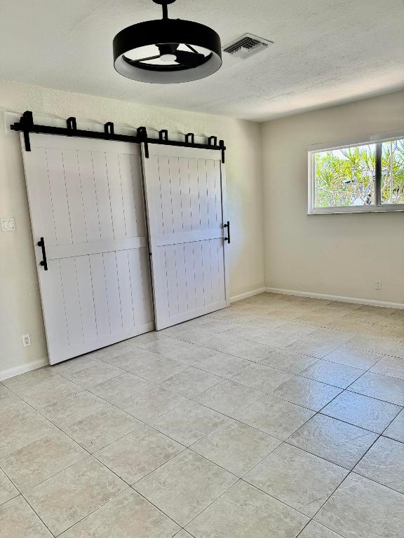 10 Forest Hills Lane