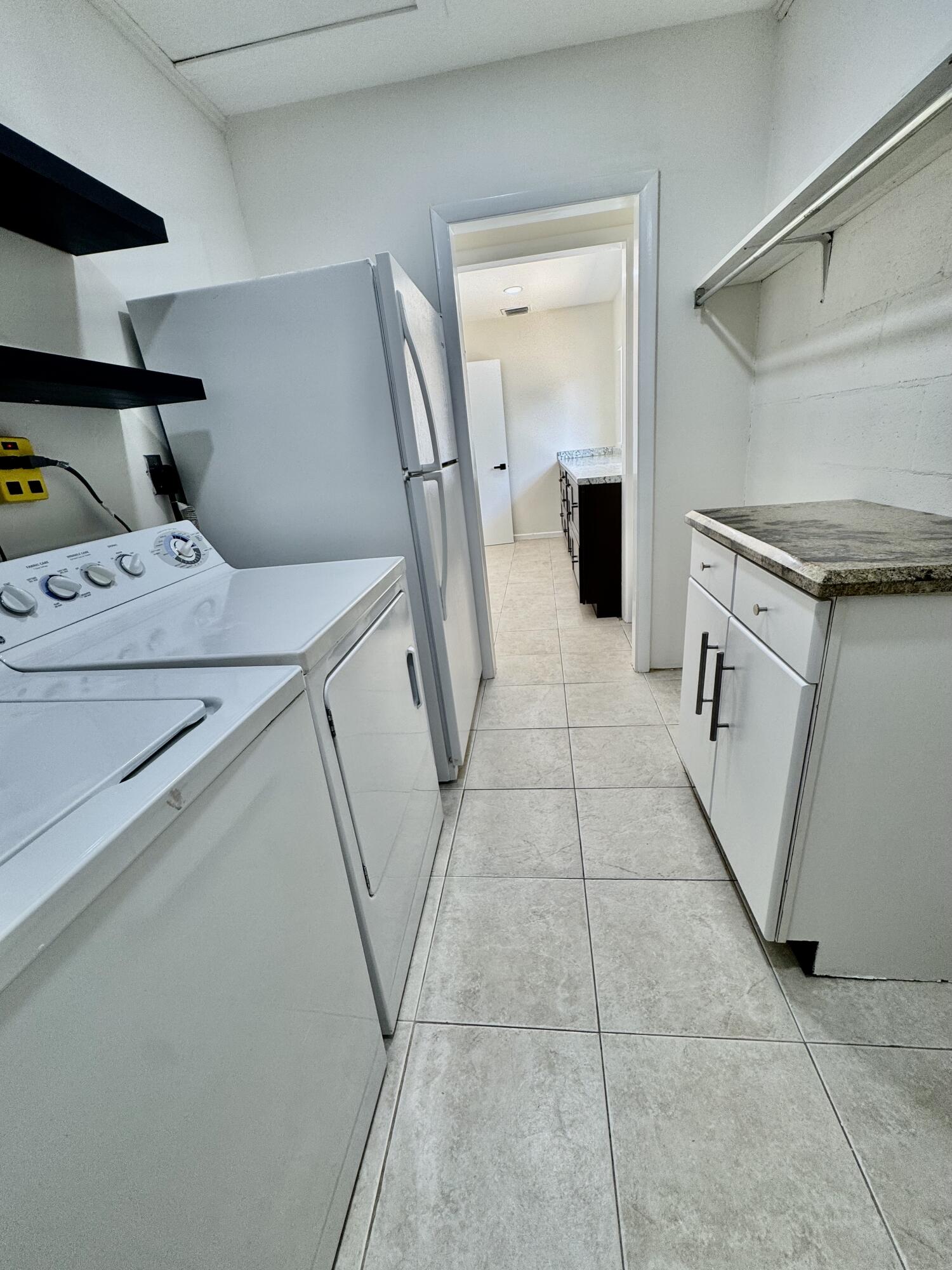 10 Forest Hills Lane