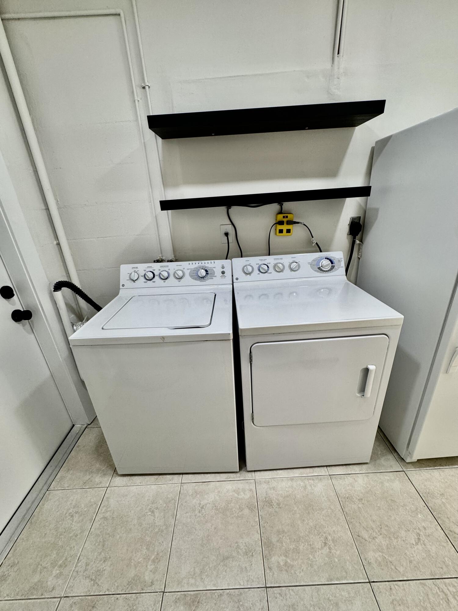 10 Forest Hills Lane