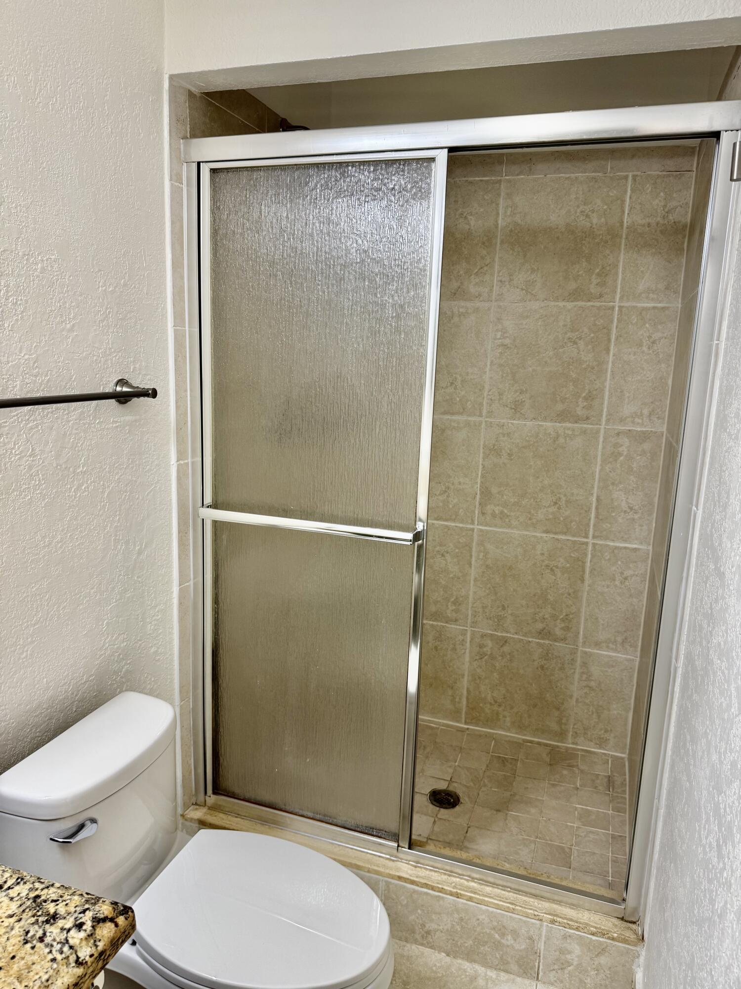 10 Forest Hills Lane