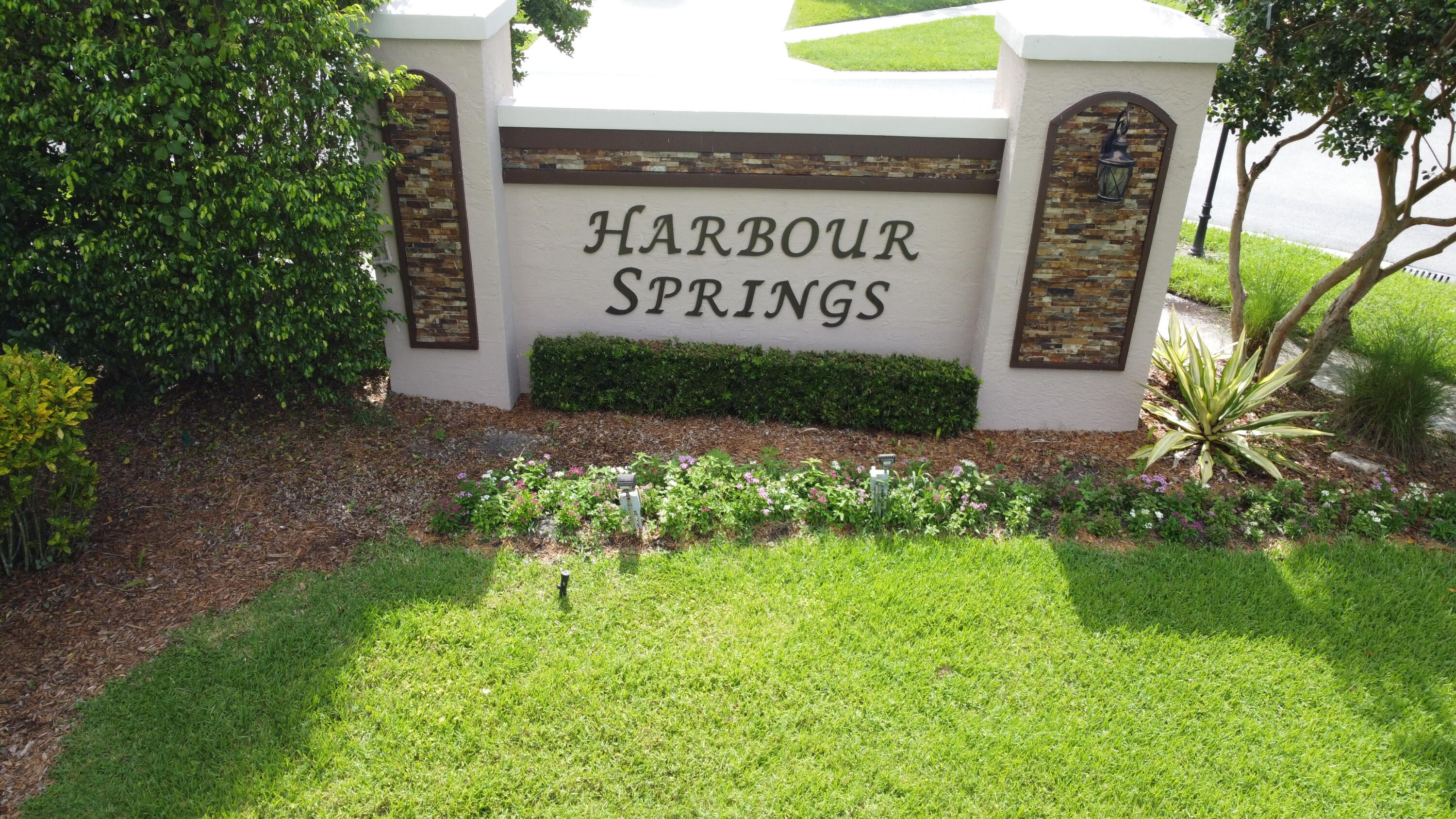 11071 Baybreeze Way