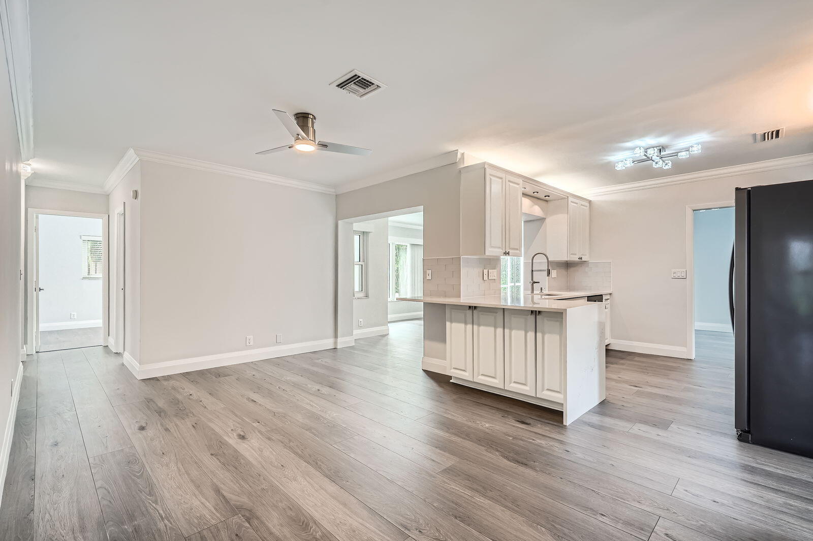 104 St Cloud Lane