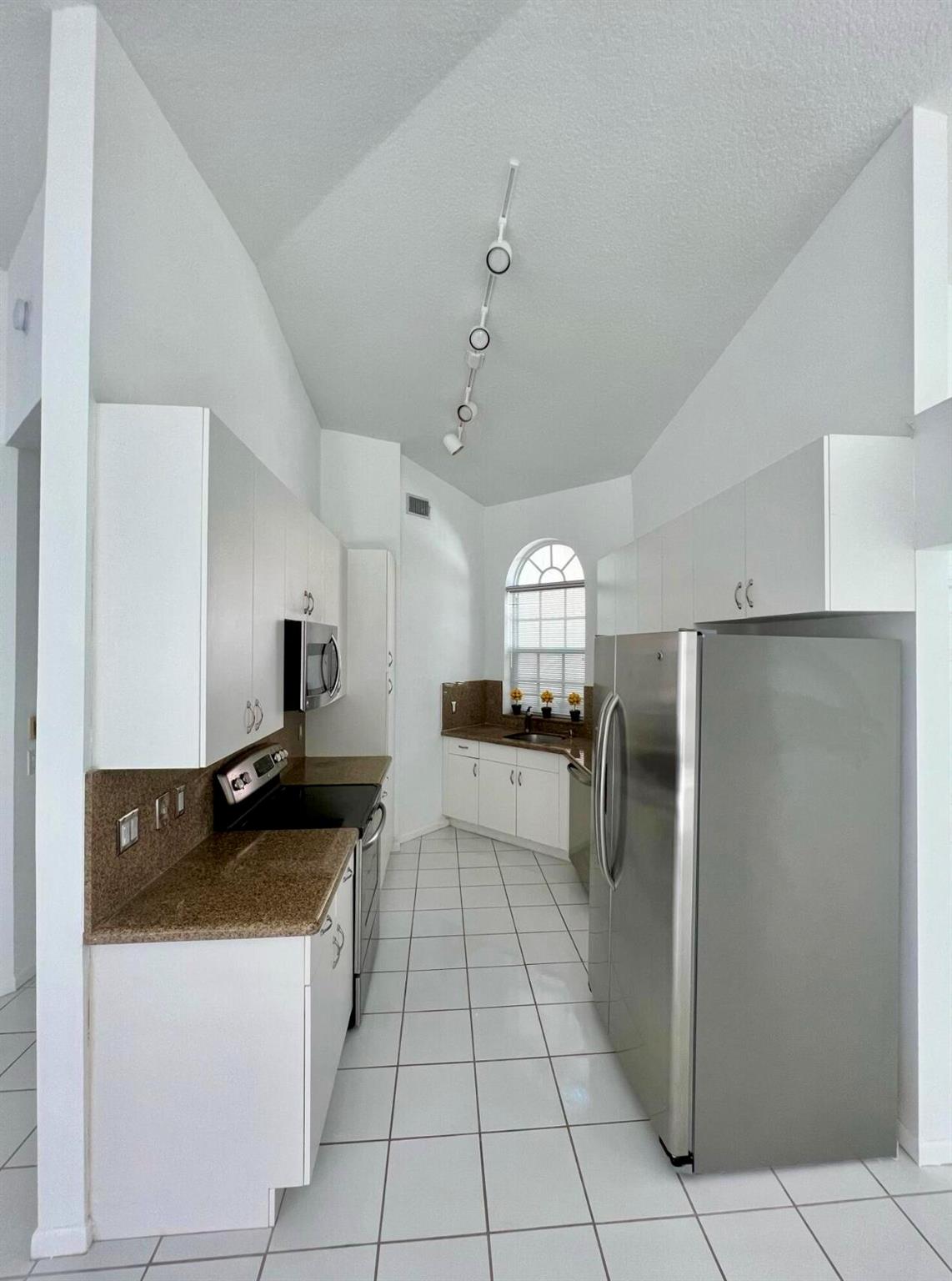 17334 Antigua Point Way