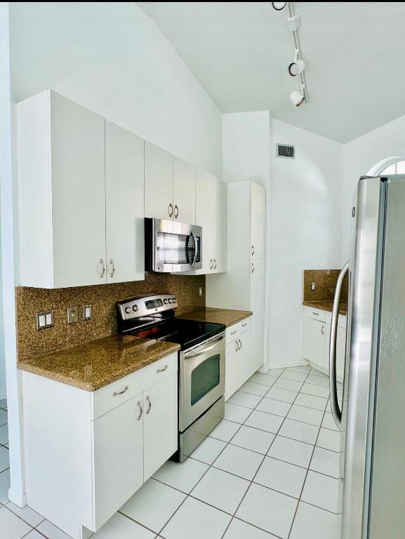 17334 Antigua Point Way