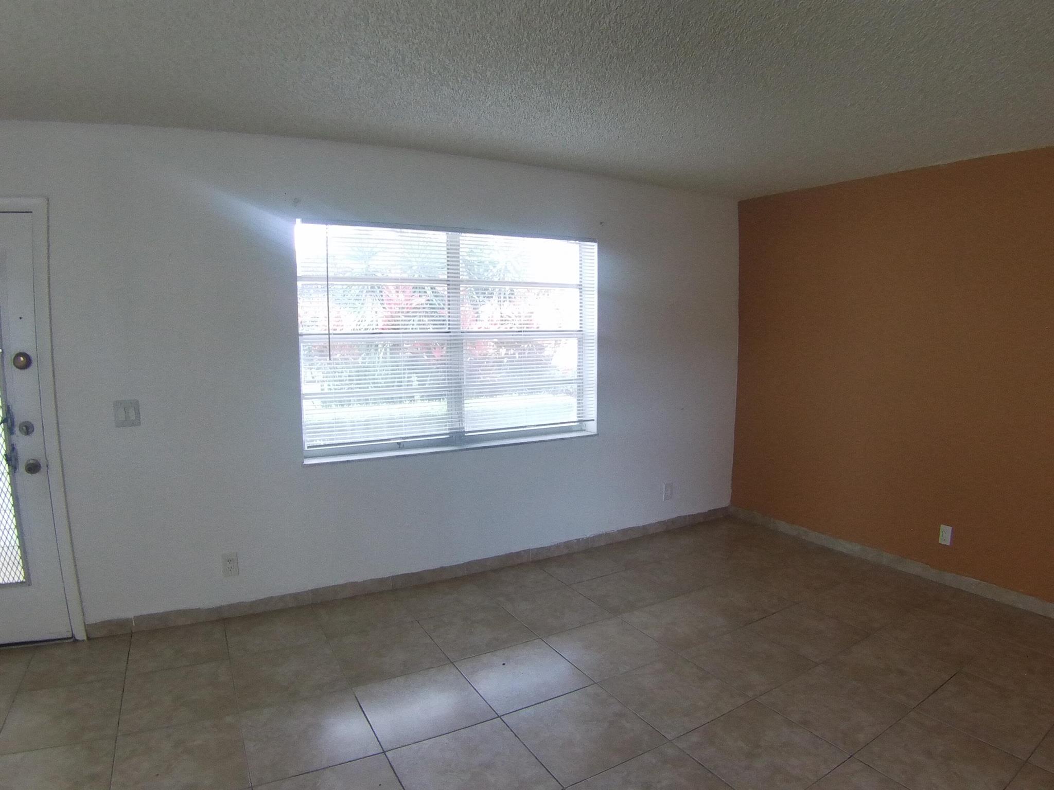 537 Normandy L