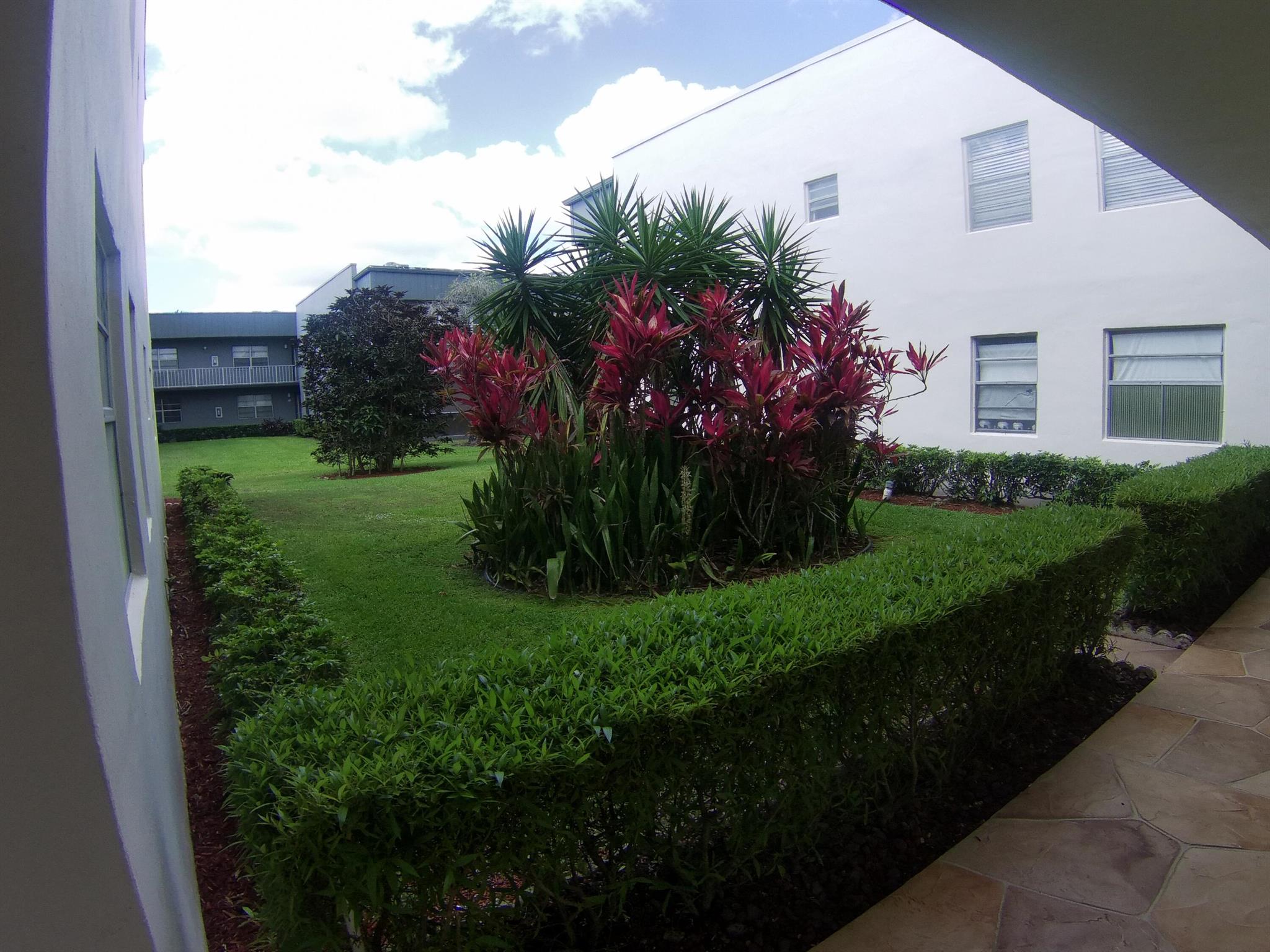 537 Normandy L