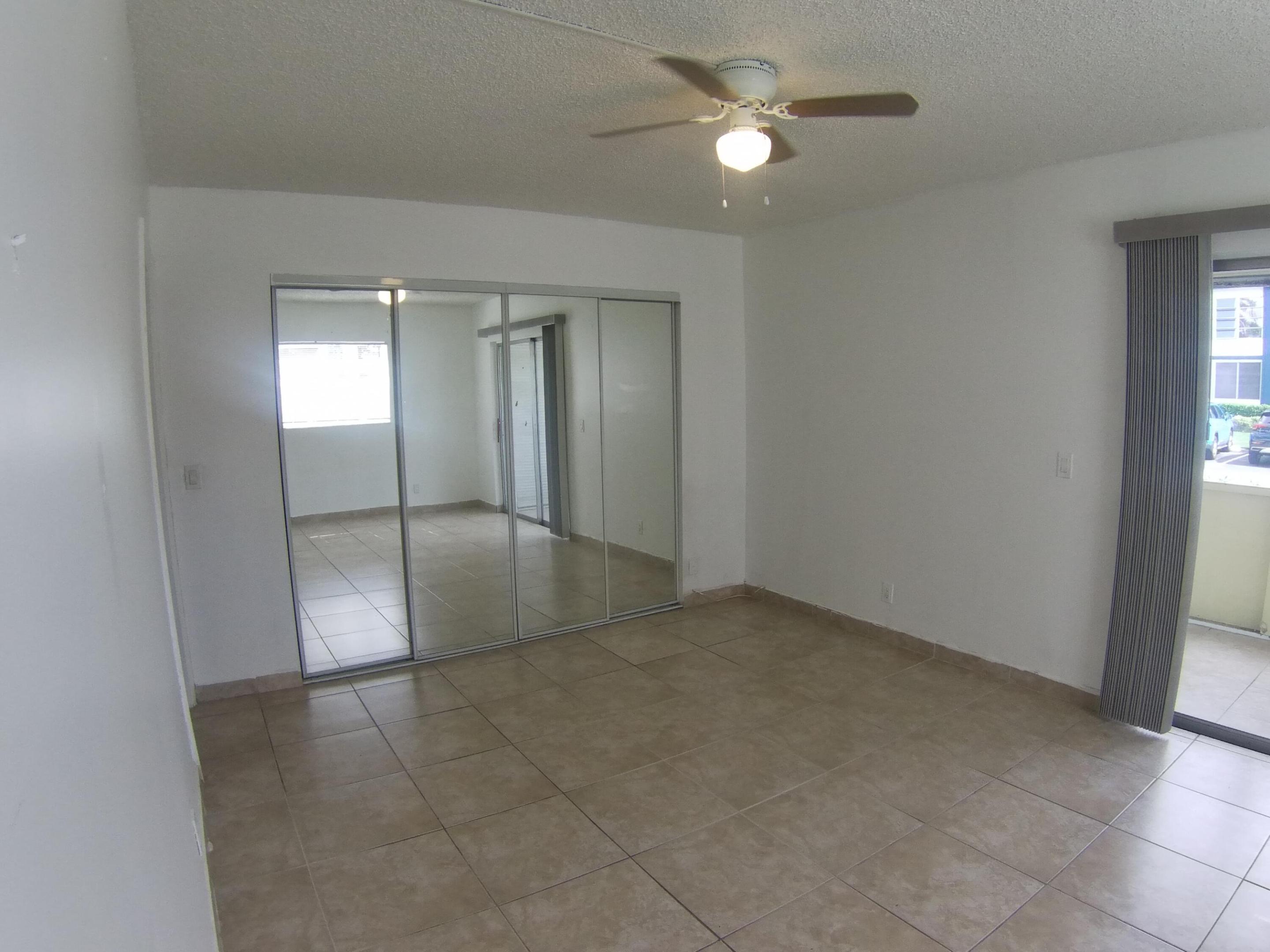 537 Normandy L