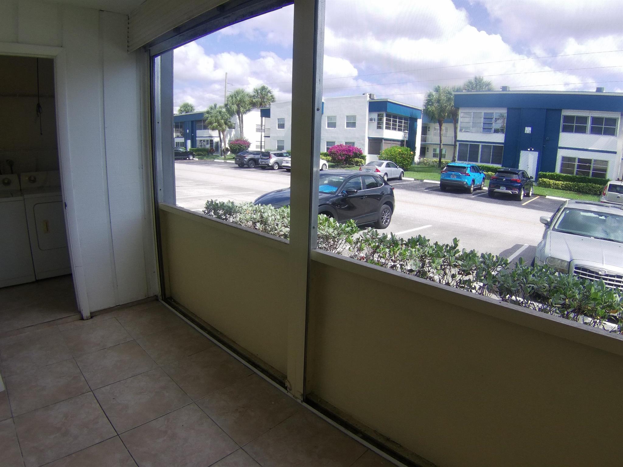 537 Normandy L
