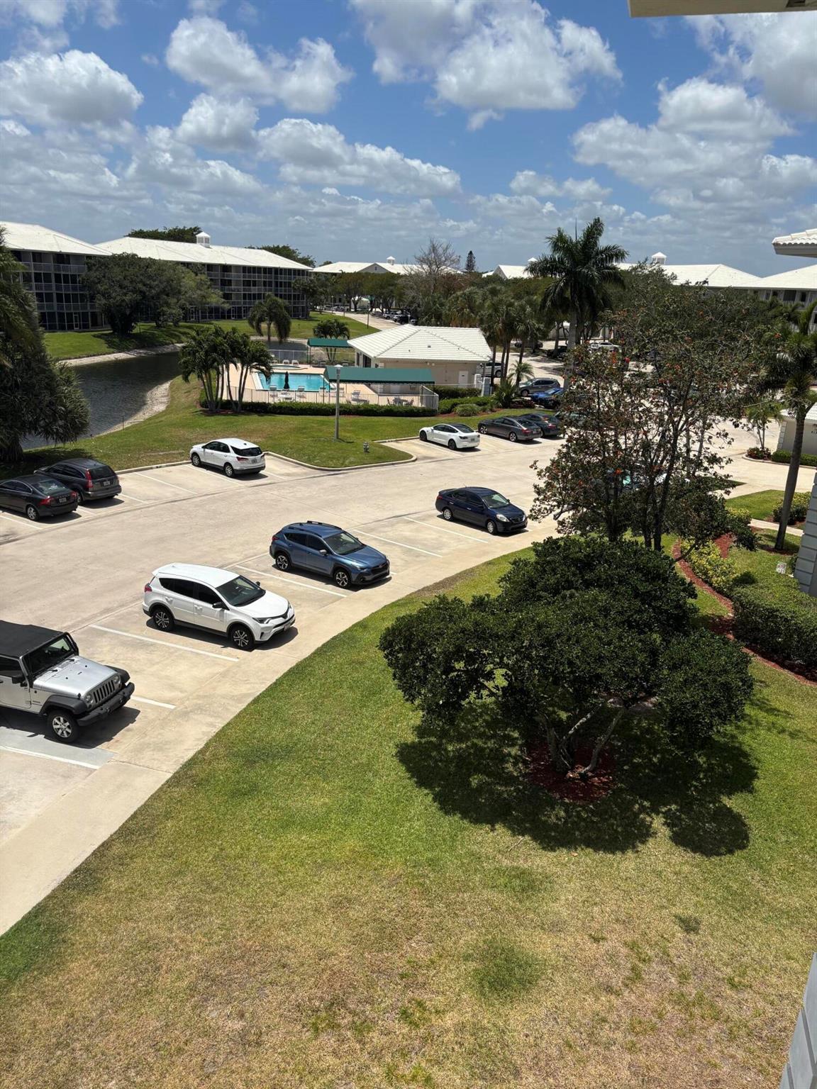 6121 Balboa Circle 401