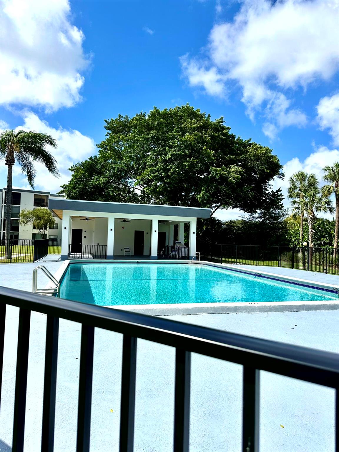 9235 SW 8th Street 114