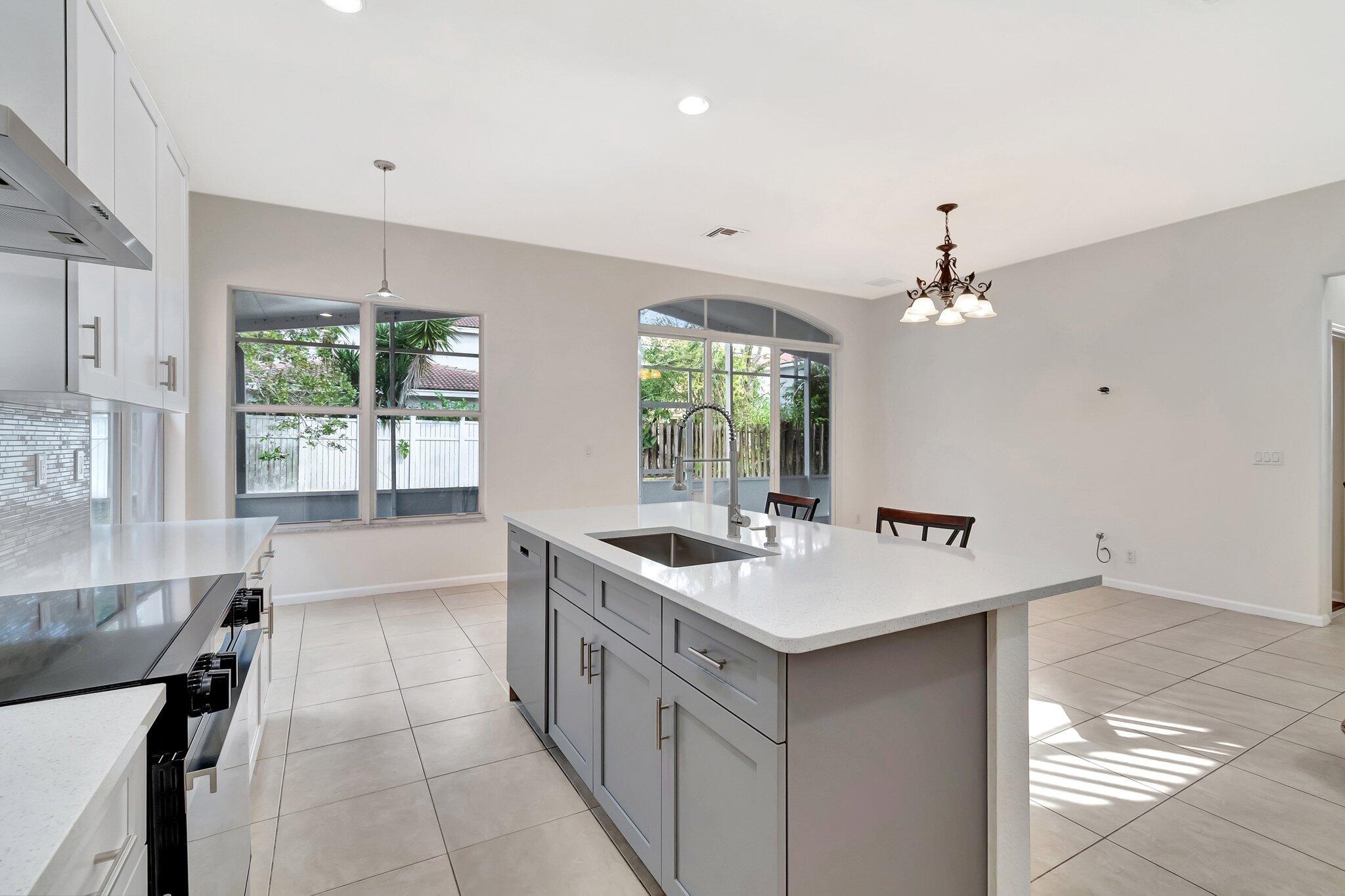 4275 Myrtle Way