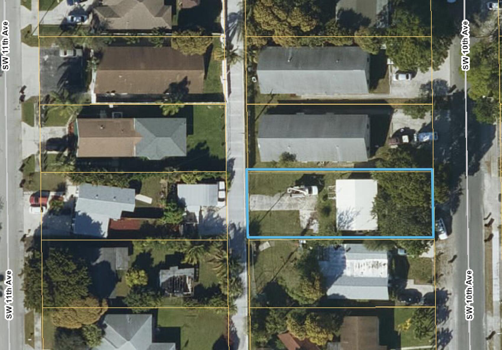 134 SW 10th Avenue