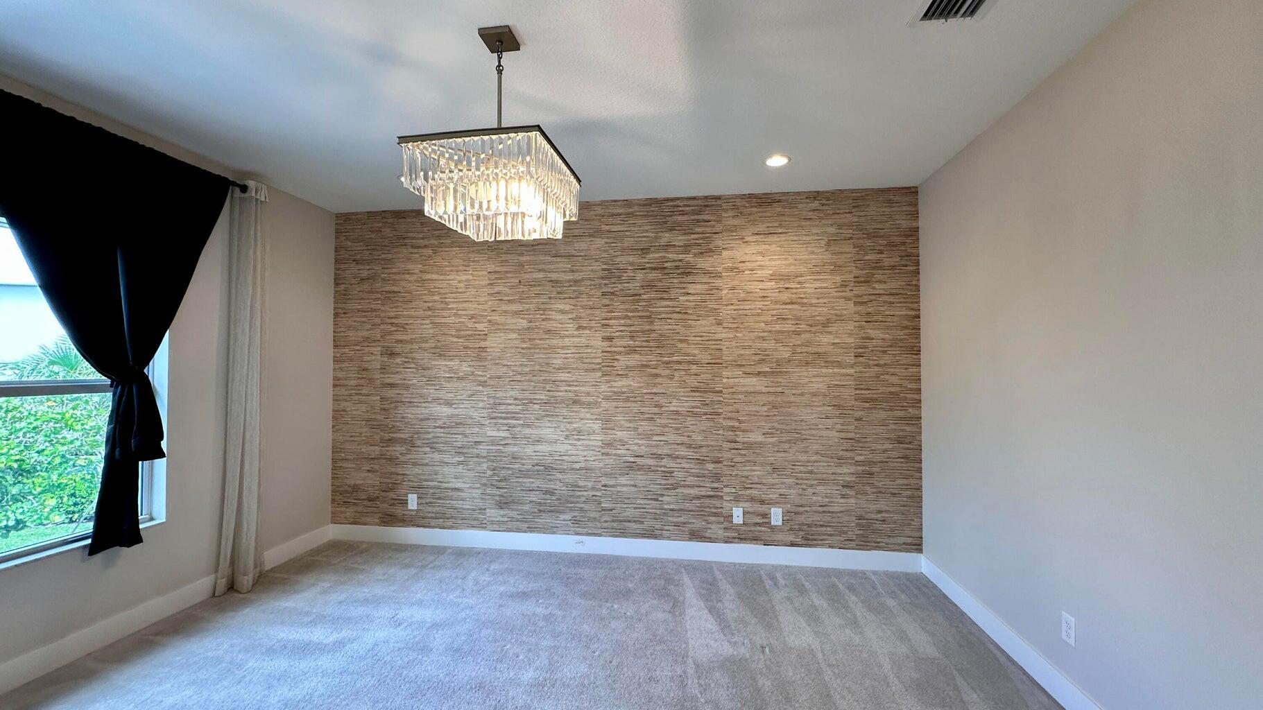 1832 Sandpiper Pointe Place