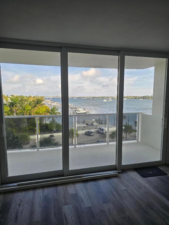 2800 N Flagler 507 Drive 507