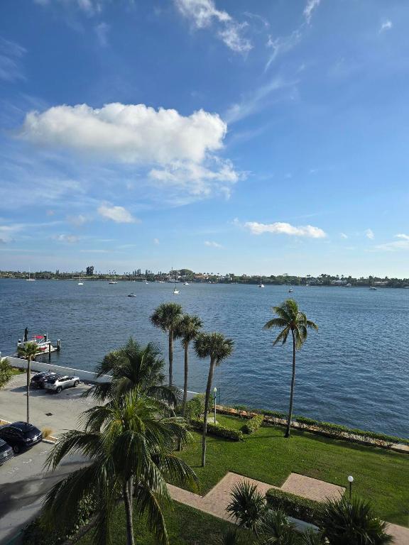 2800 N Flagler 507 Drive 507