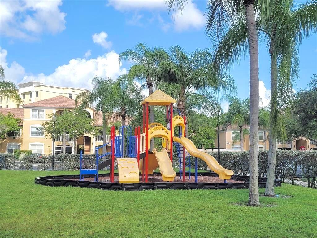 5590 NW 61st Street 815, Coconut Creek Unit: 815