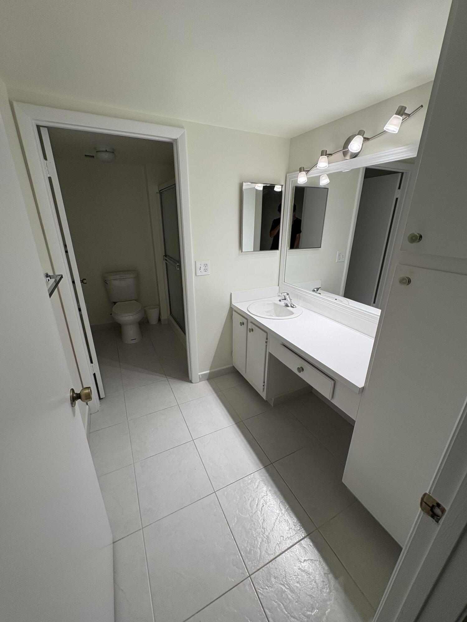 21950 Soundview Terrace 207