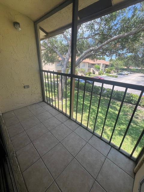 21950 Soundview Terrace 207