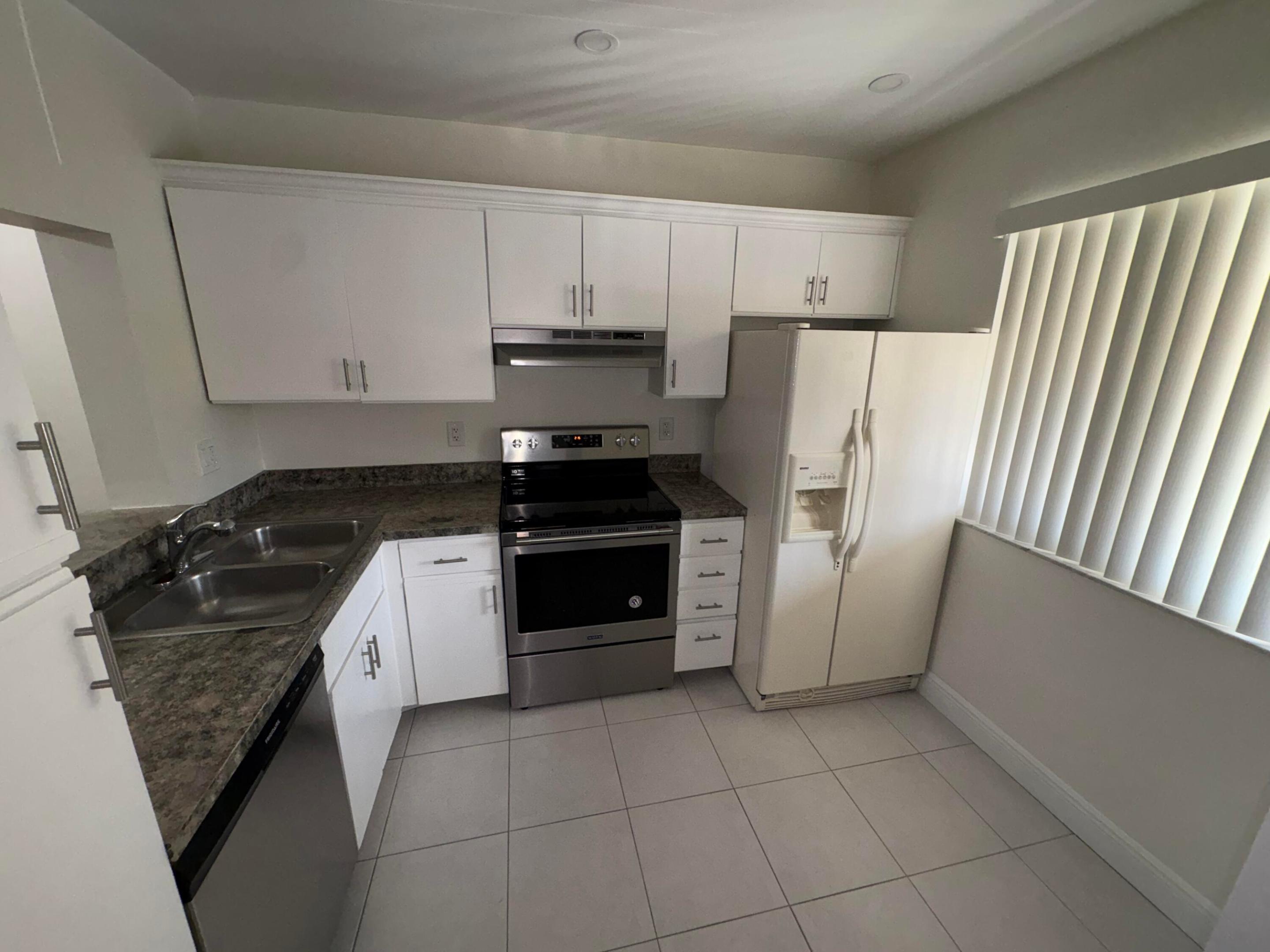 21950 Soundview Terrace 207