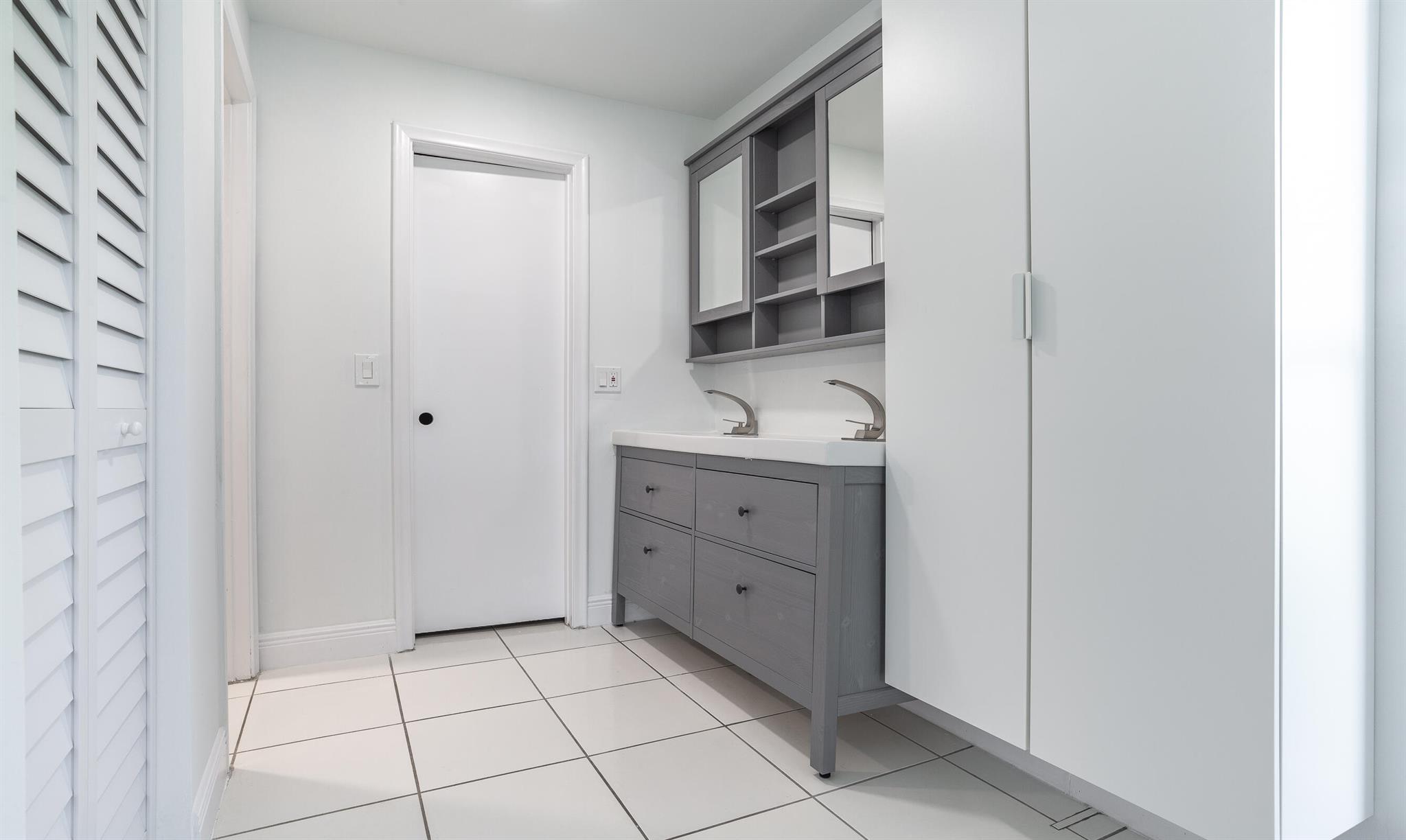 2830 SW 13th Street 101