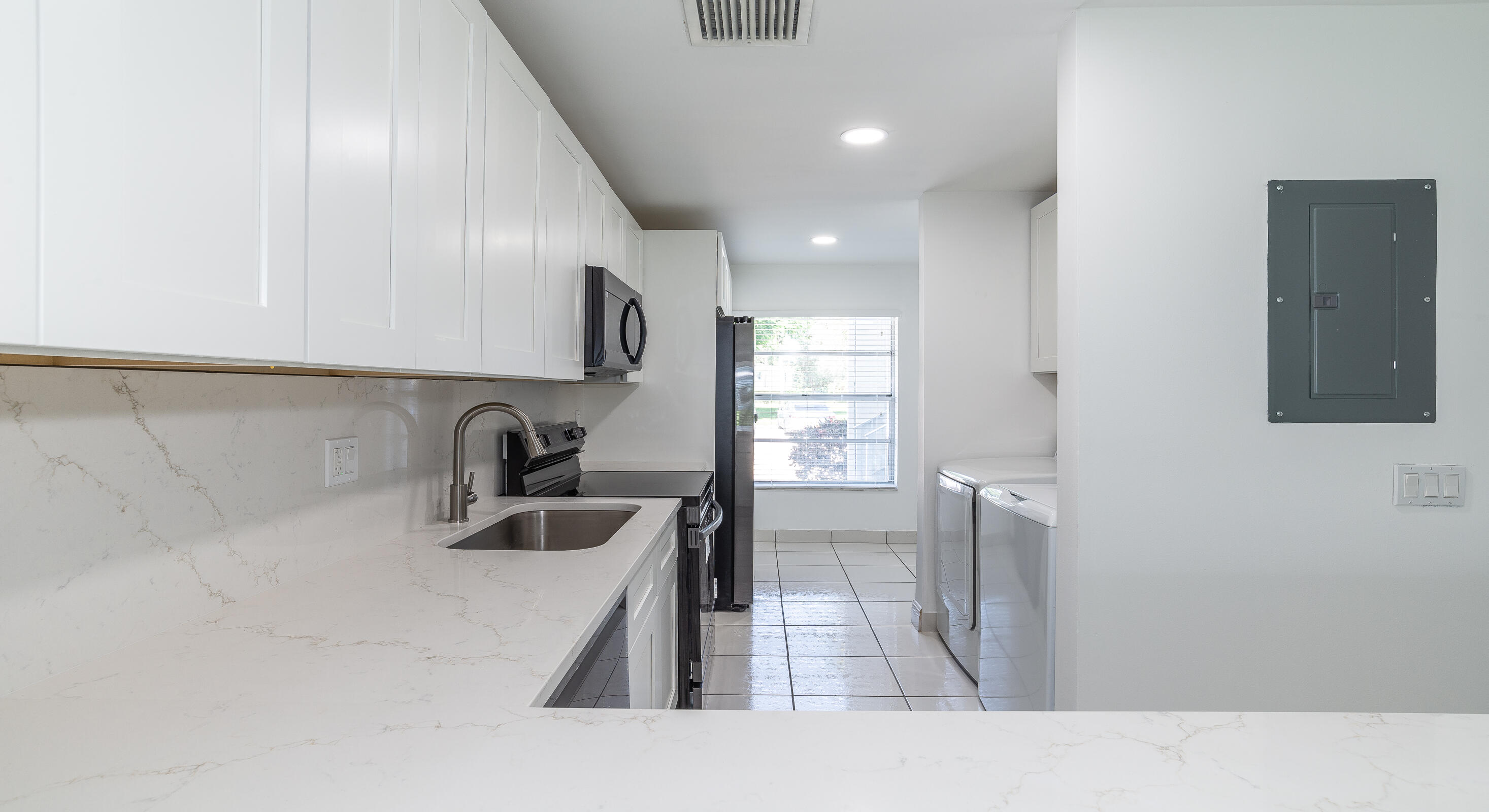 2830 SW 13th Street 101