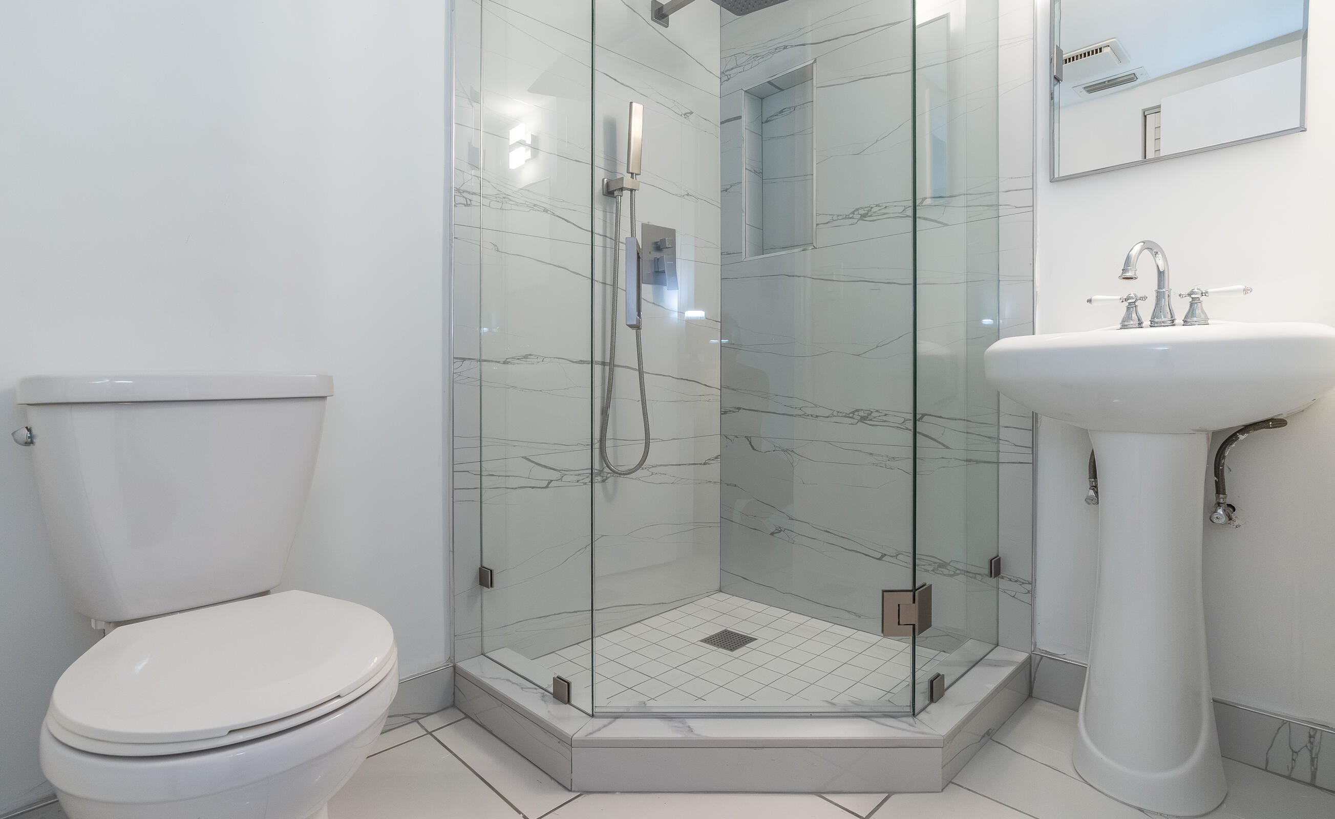 2830 SW 13th Street 101