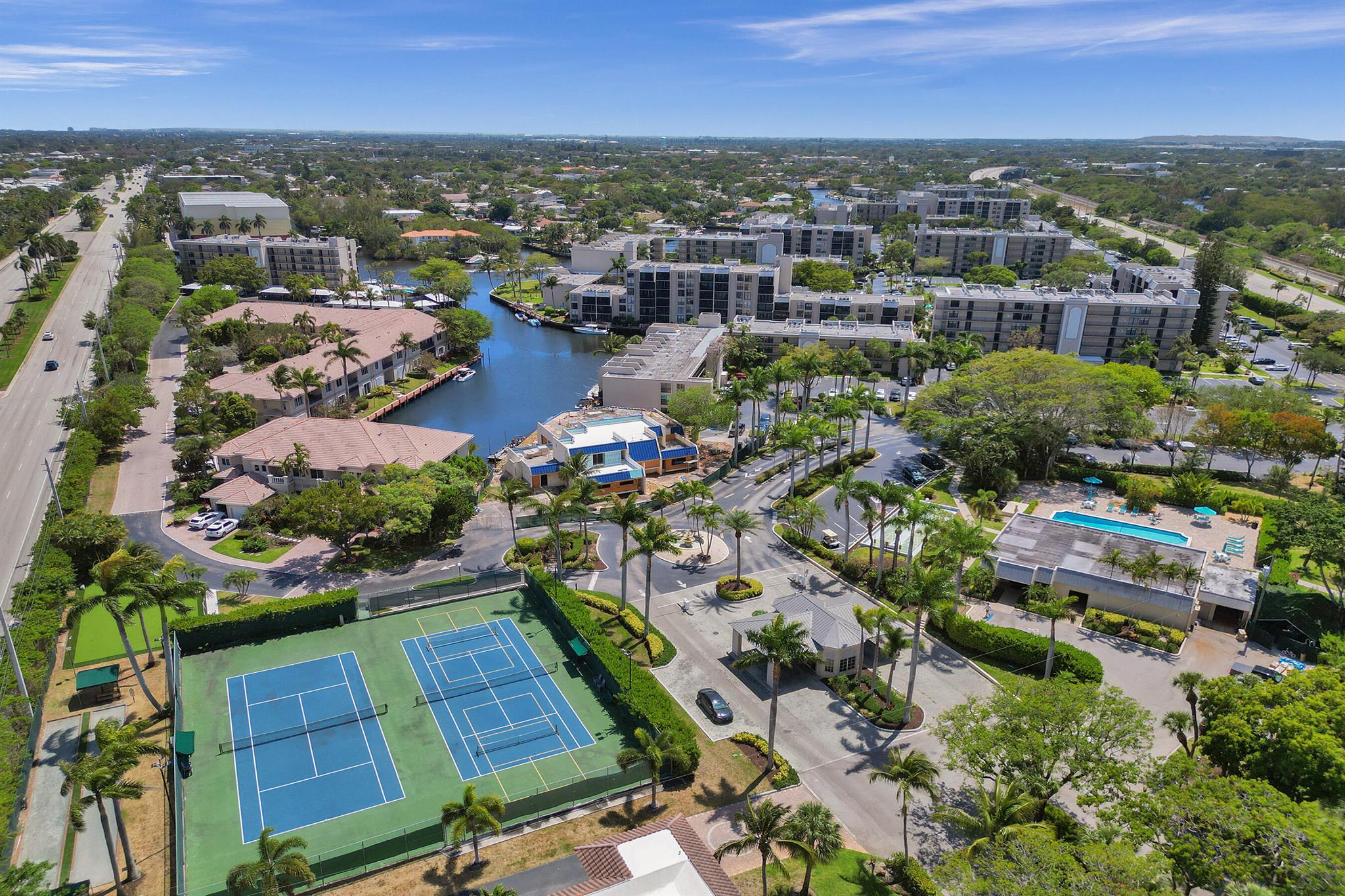 6 Royal Palm Way 506