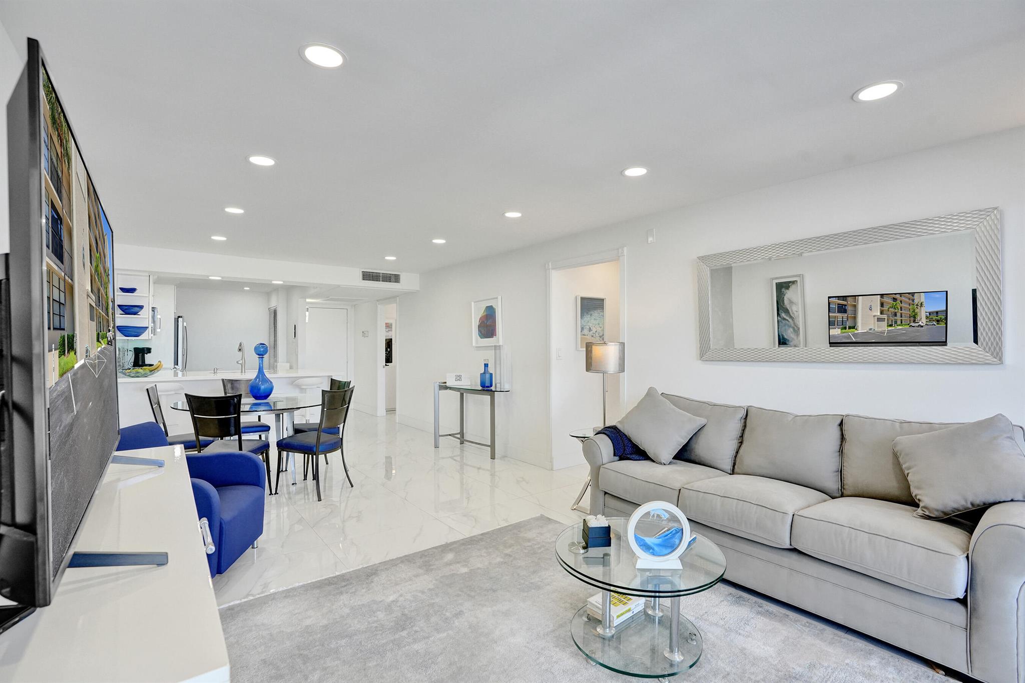 6 Royal Palm Way 506