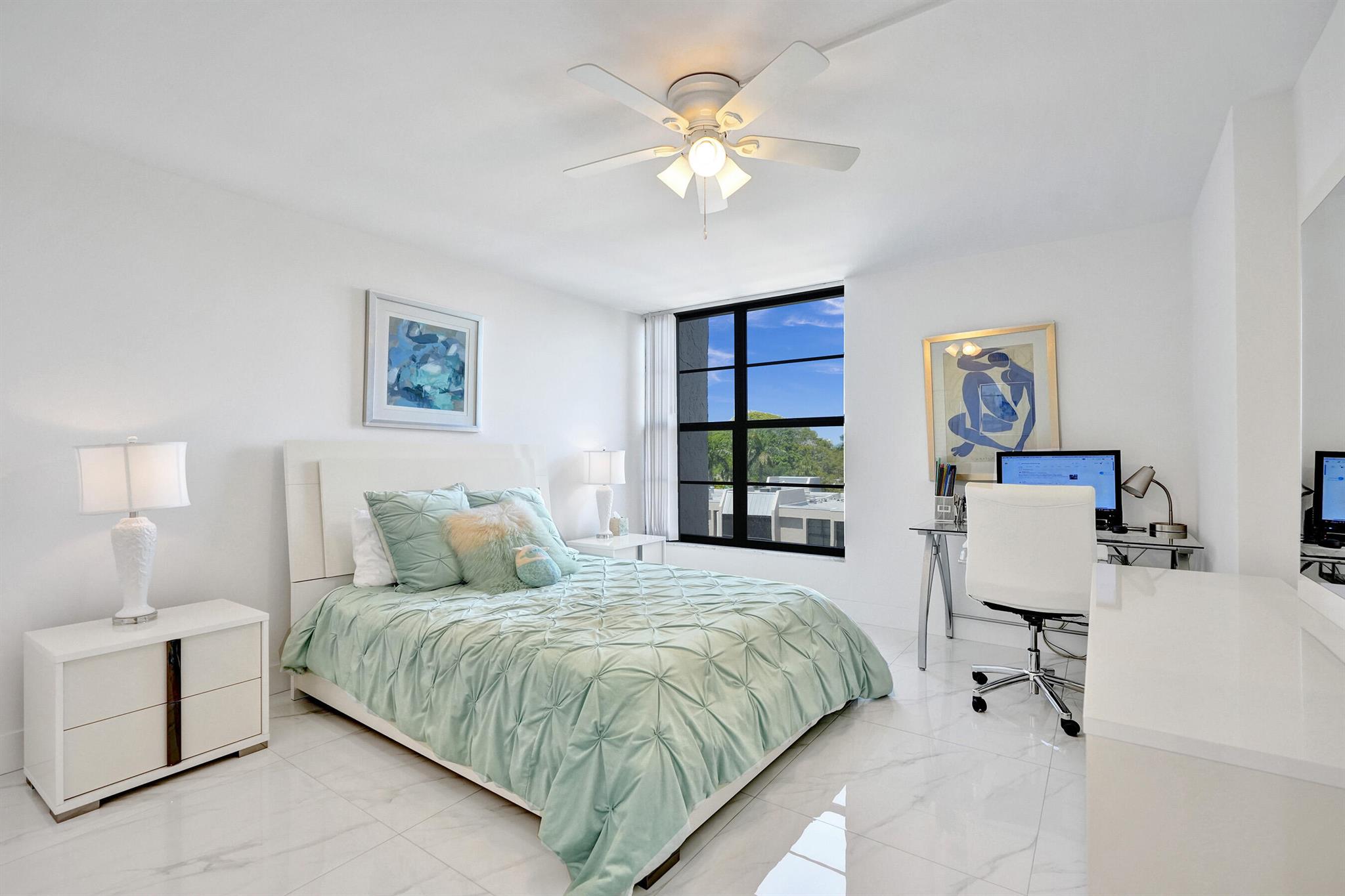 6 Royal Palm Way 506