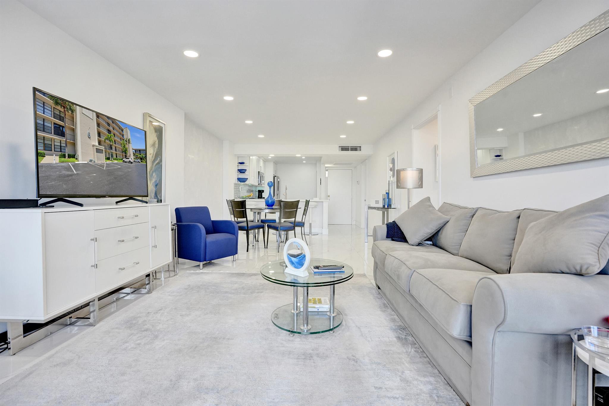 6 Royal Palm Way 506