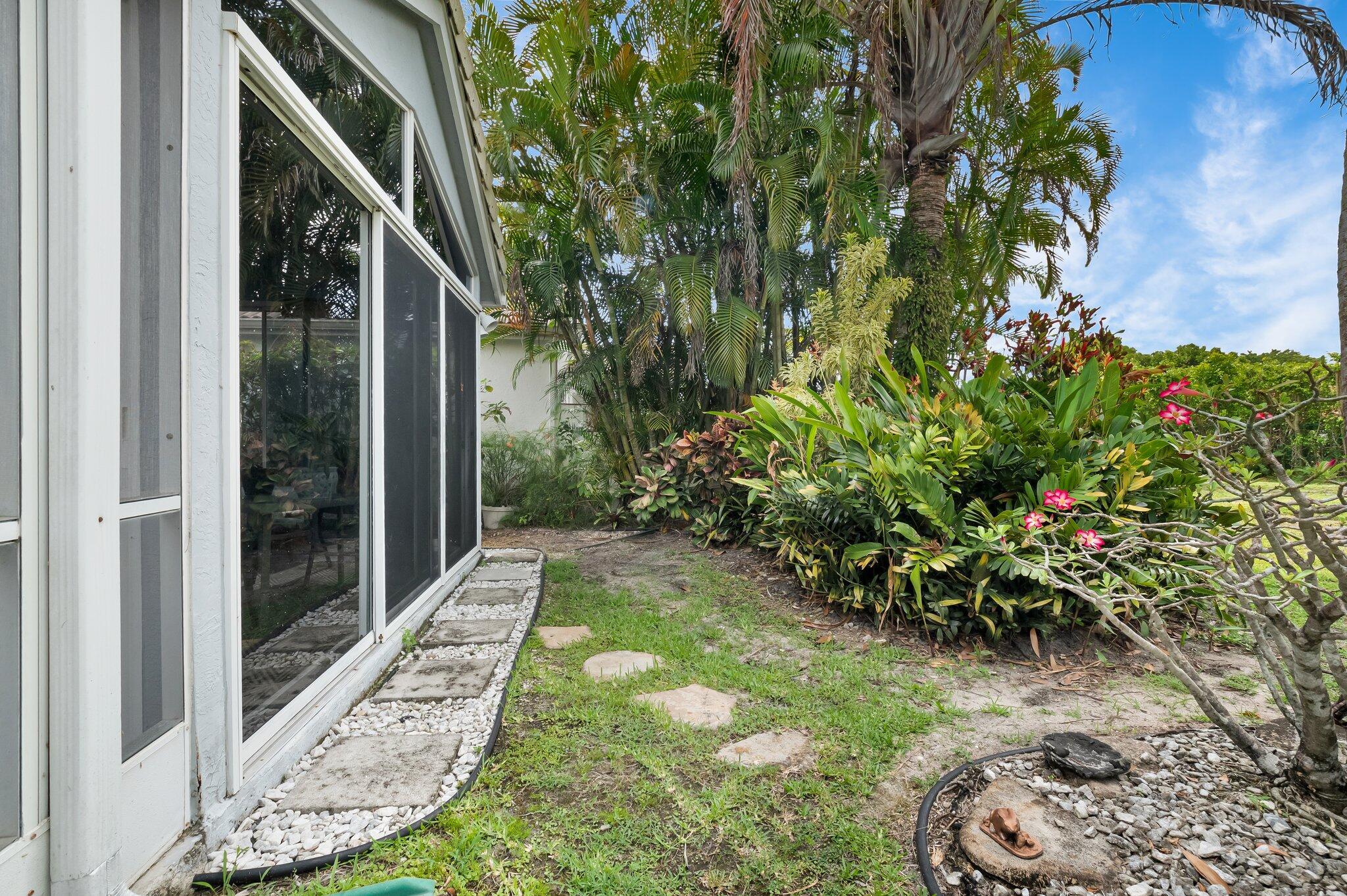 7834 Stirling Bridge Boulevard S