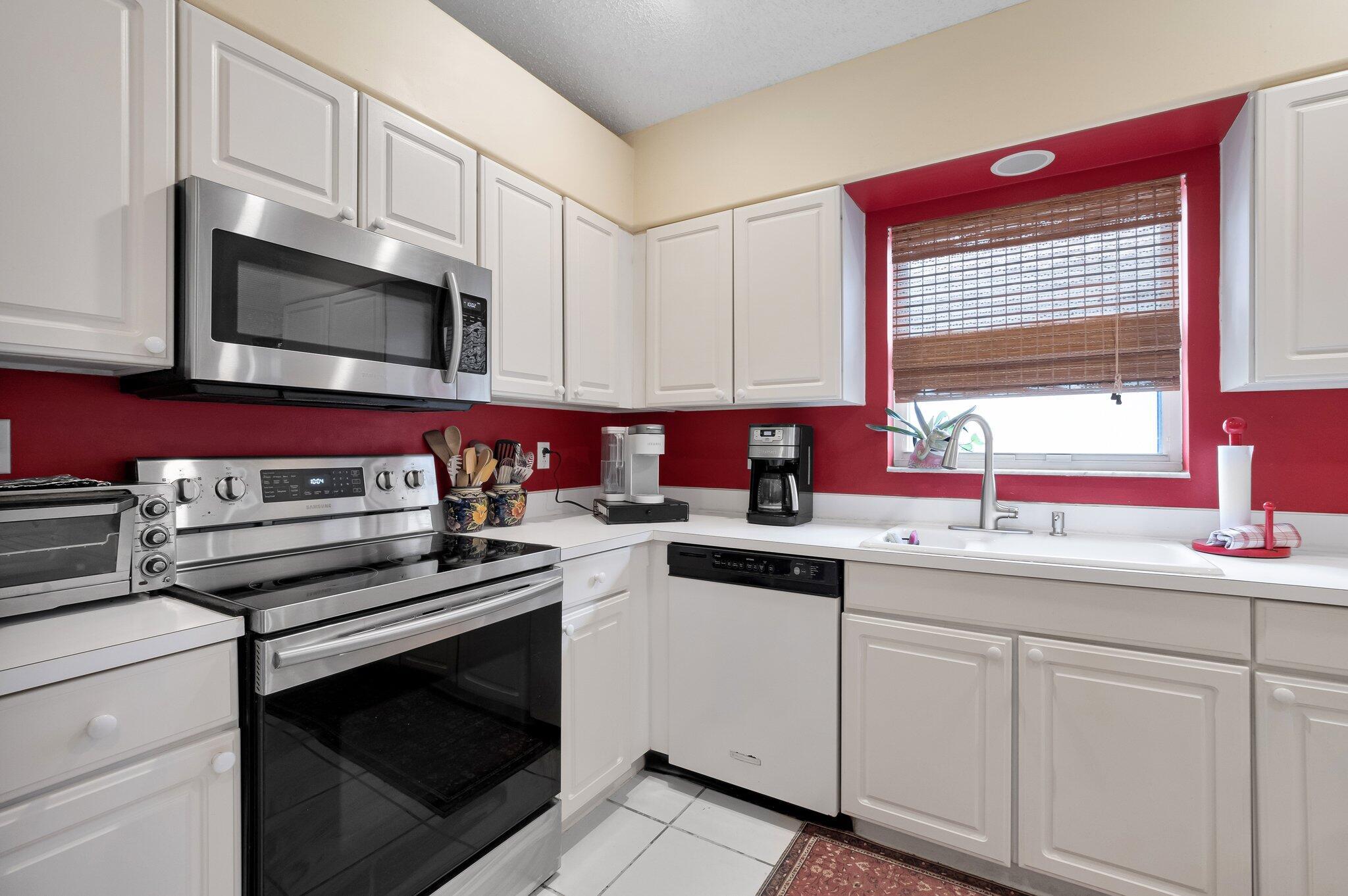 7834 Stirling Bridge Boulevard S