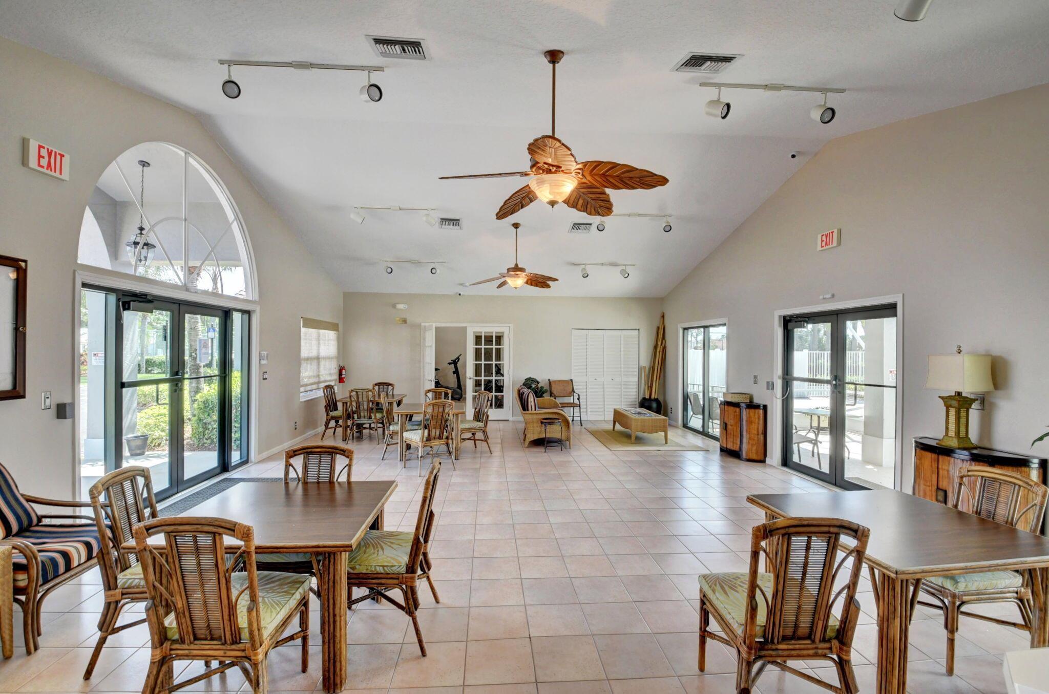 7834 Stirling Bridge Boulevard S