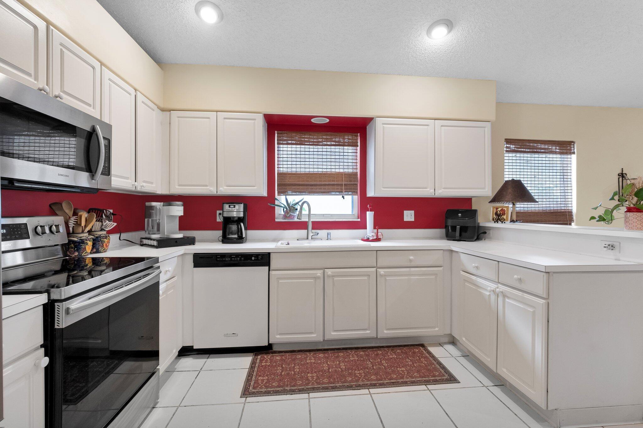 7834 Stirling Bridge Boulevard S