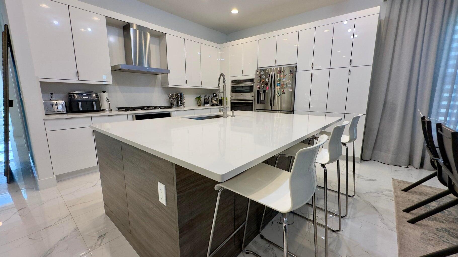 8817 New River Falls Road