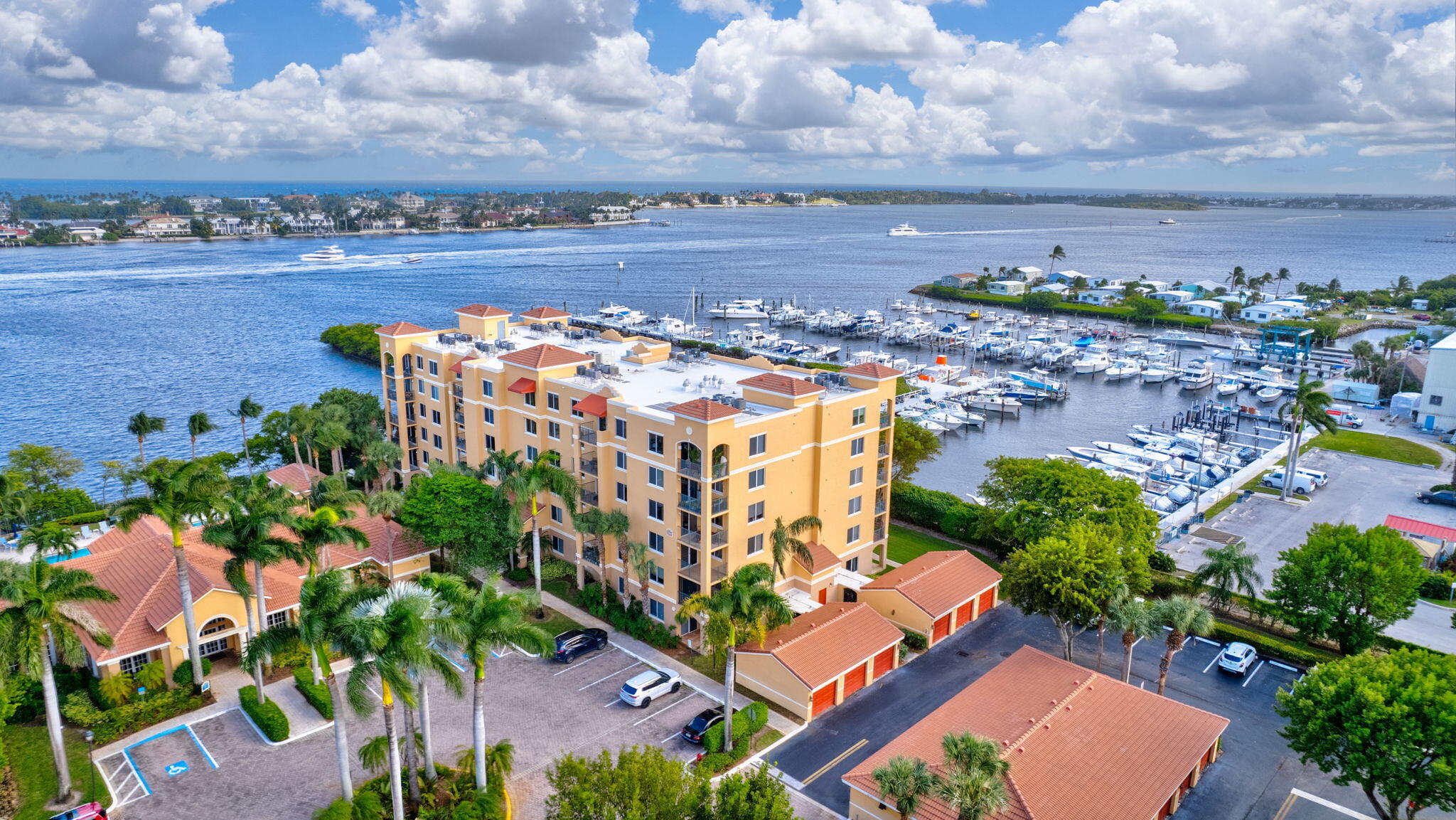 1200 Scotia Drive 502