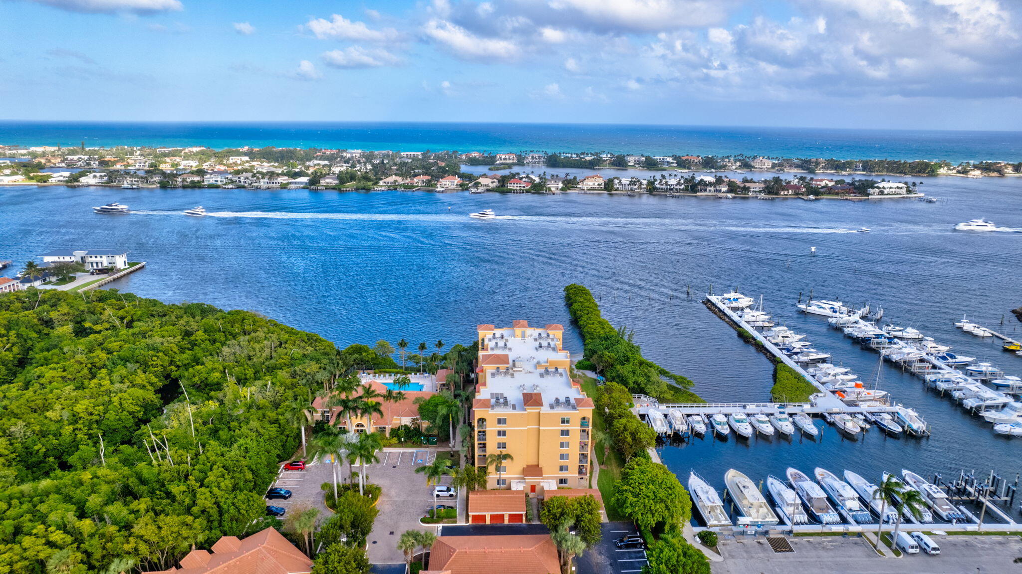 1200 Scotia Drive 502