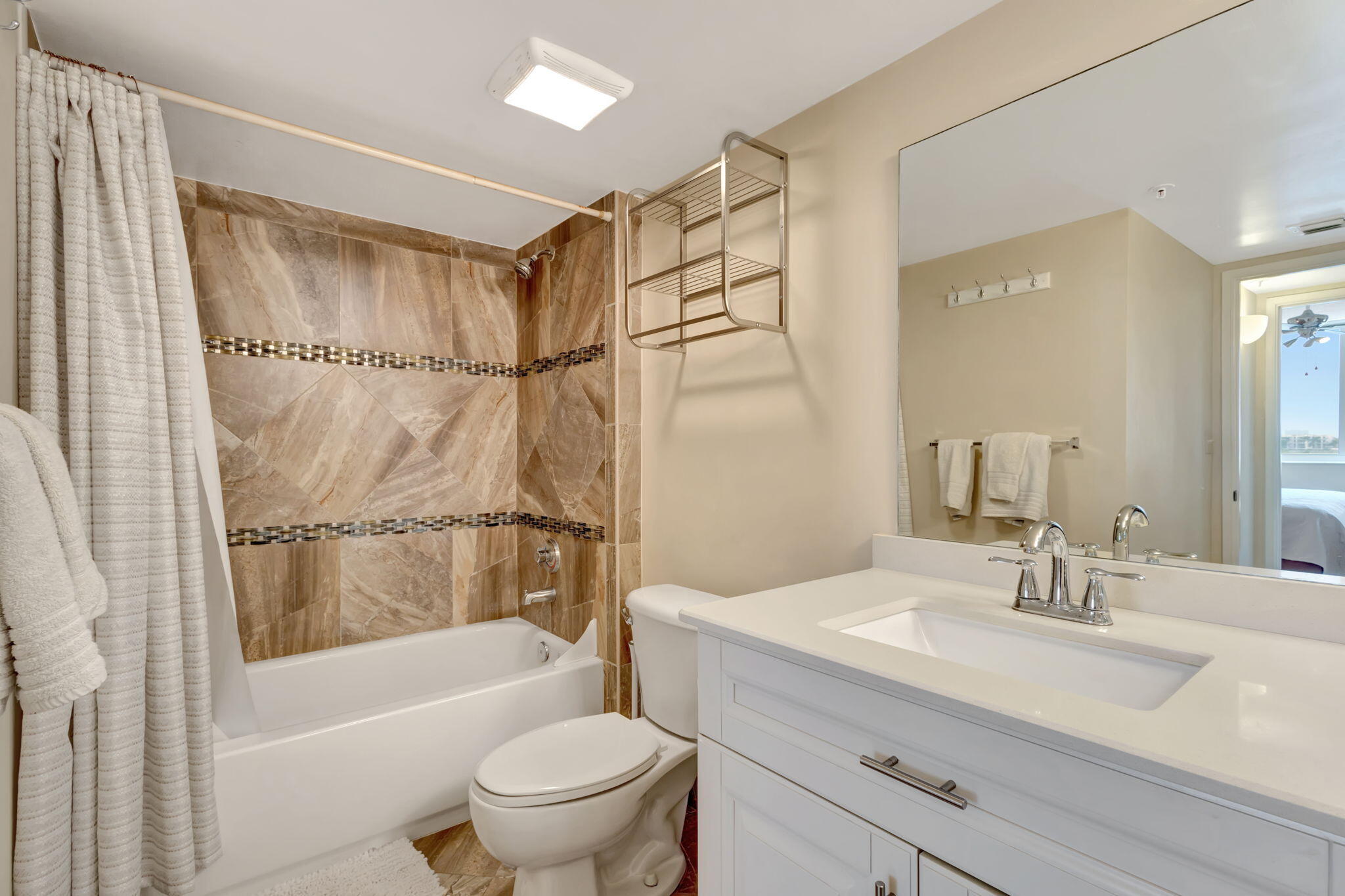 1200 Scotia Drive 502