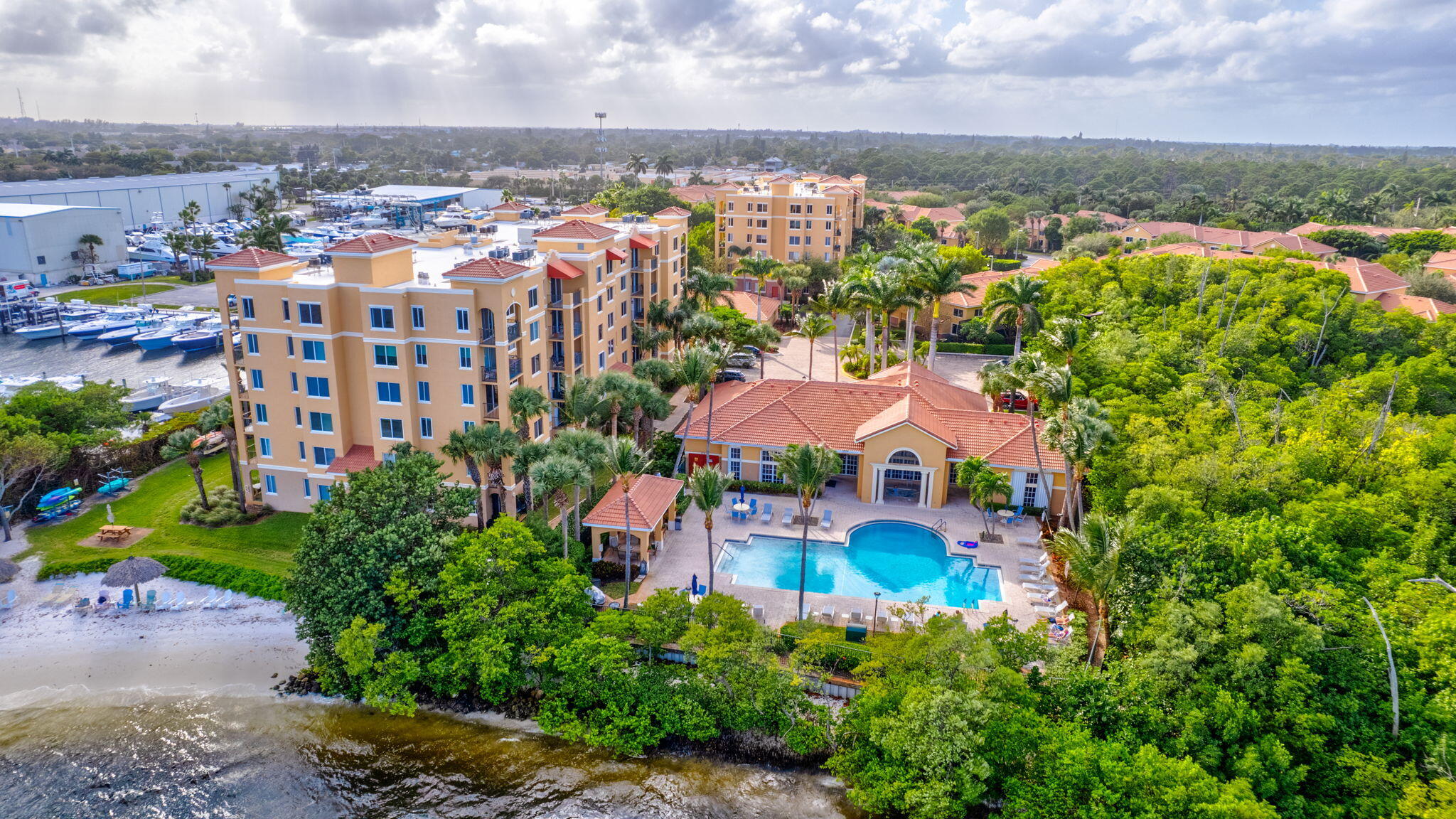 1200 Scotia Drive 502