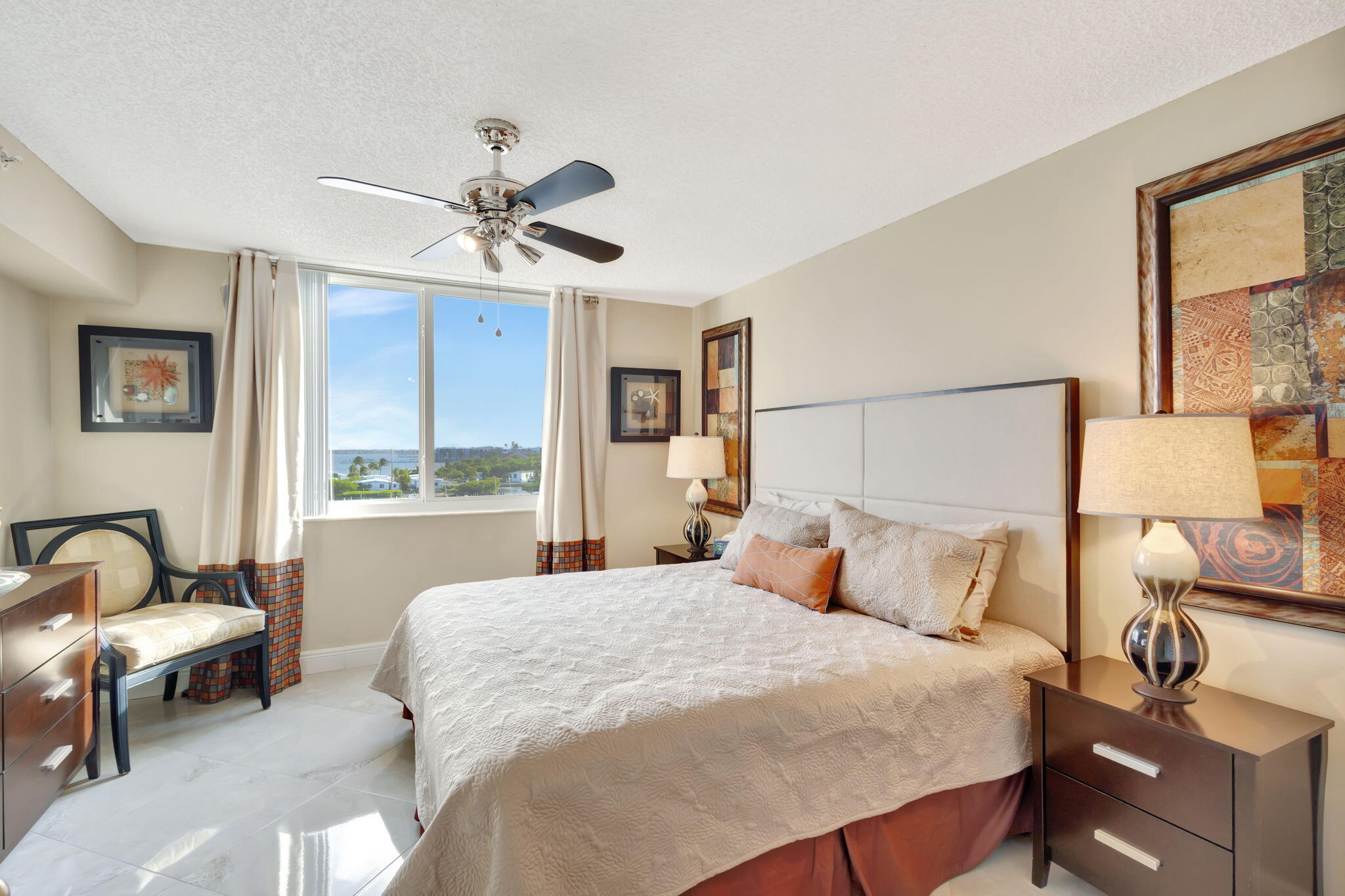 1200 Scotia Drive 502