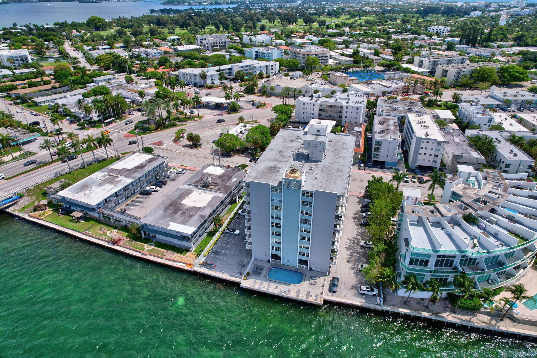 2016 Bay Drive 907