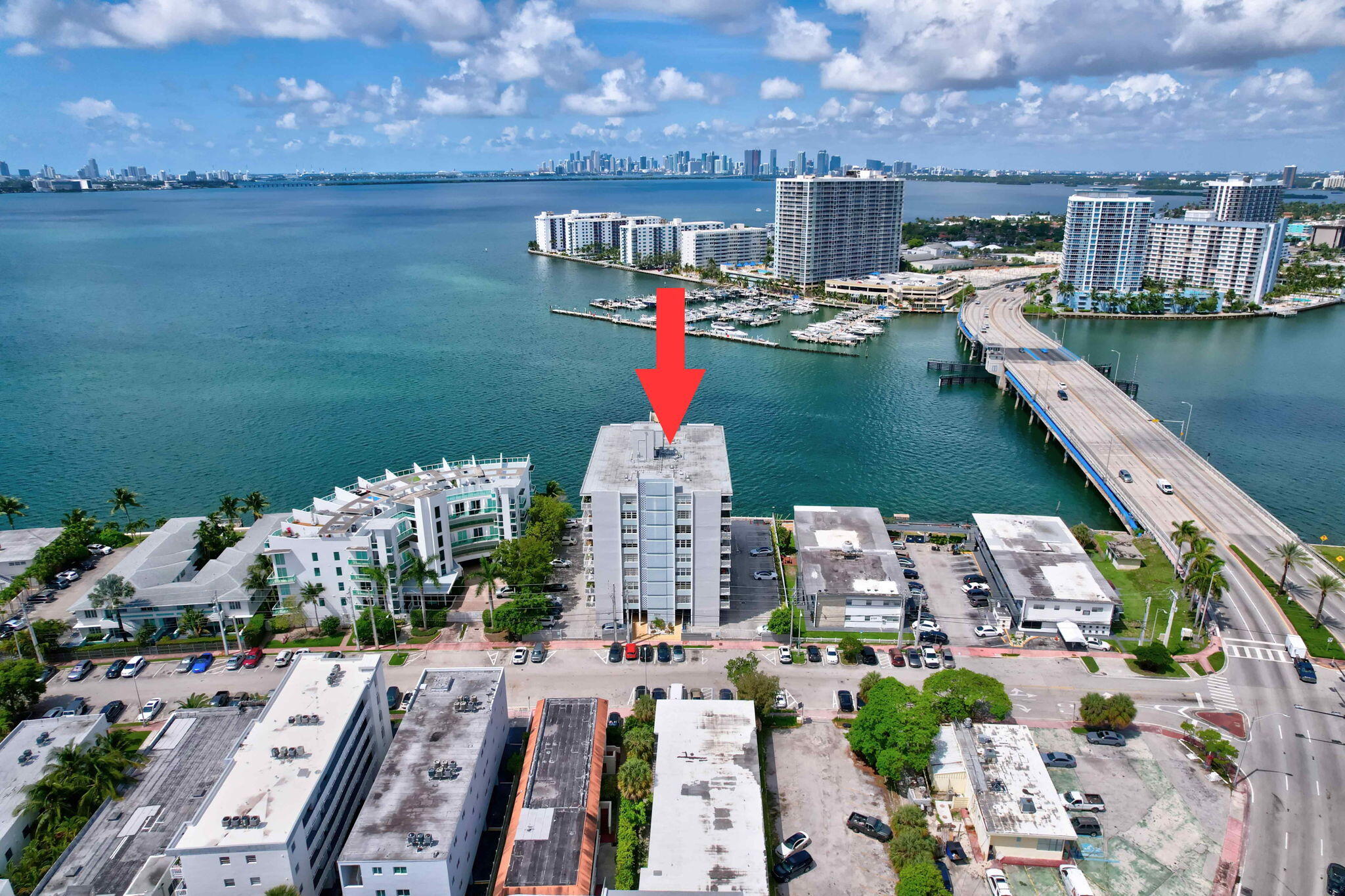 2016 Bay Drive 907