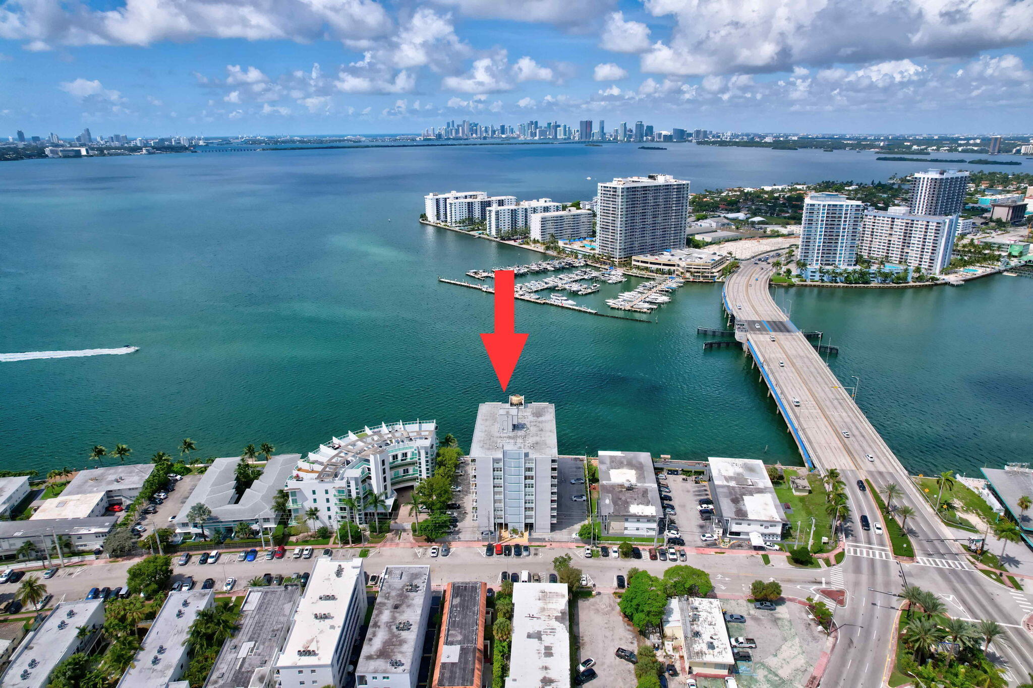 2016 Bay Drive 907