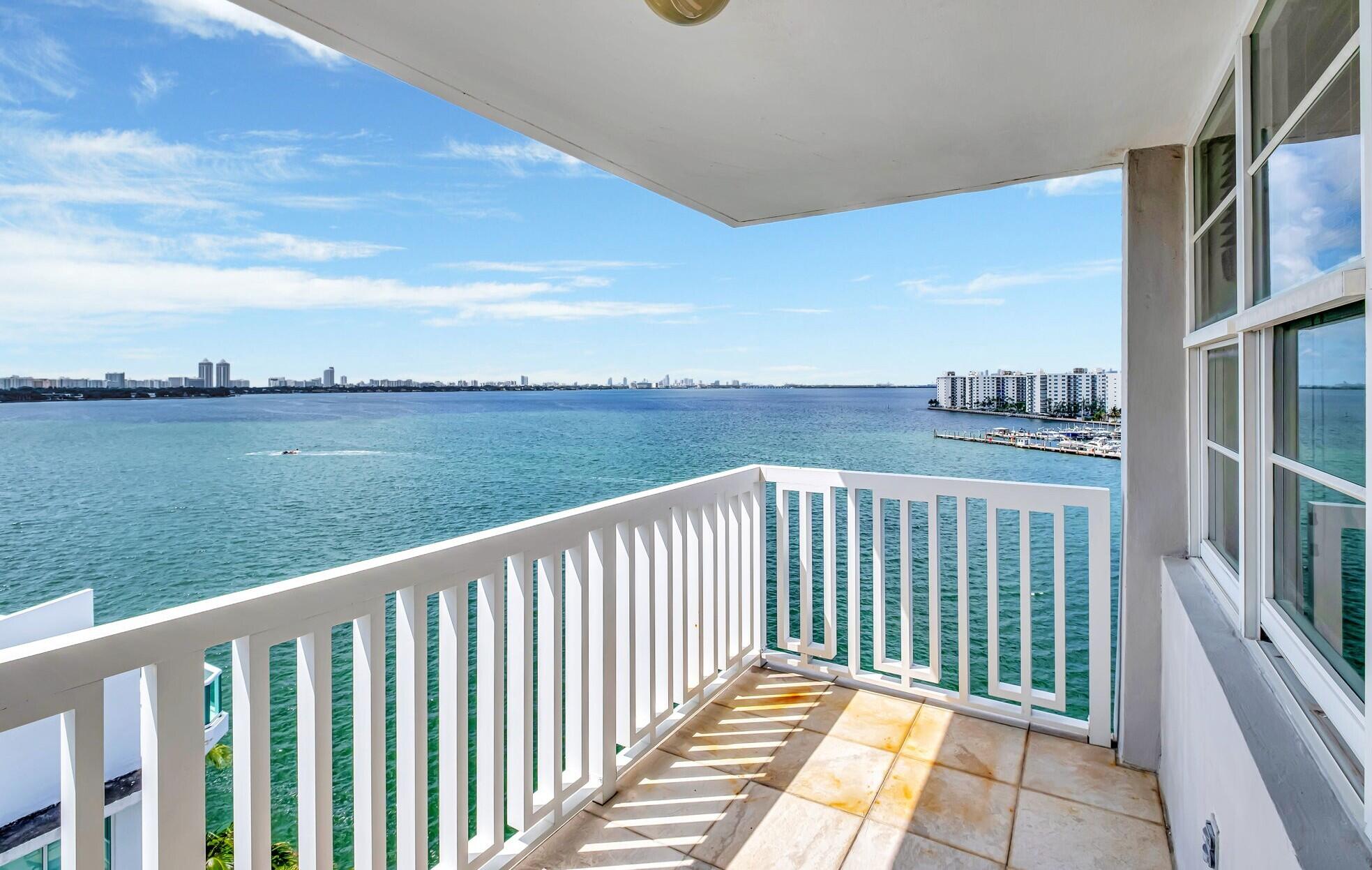 2016 Bay Drive 907