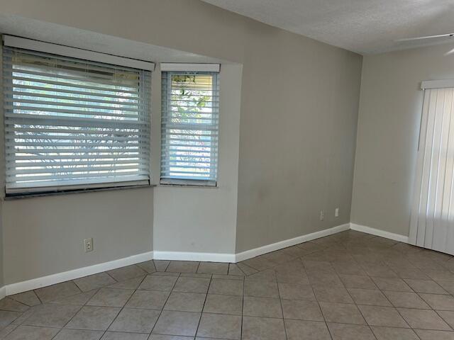252 SW 6th Str 4